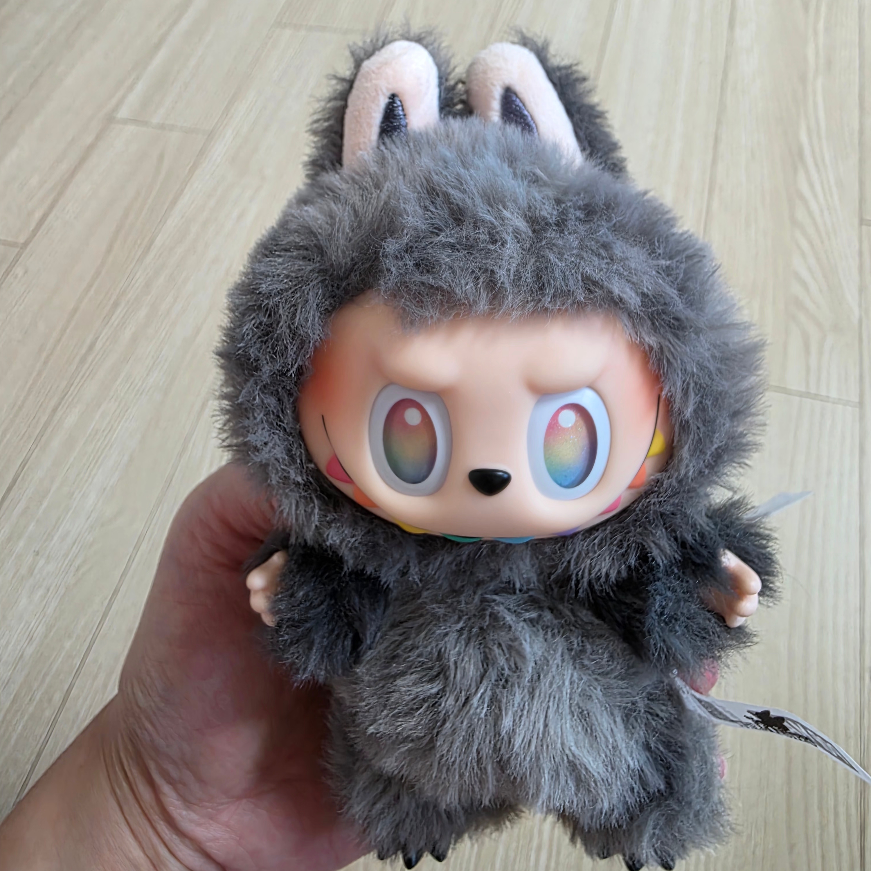 Pop Mart Labubu The Monsters Highlight Series ID Keyring (Opened Case) 착용 스타일 - 3