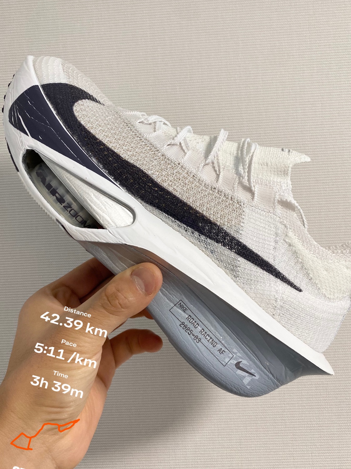 Nike Air Zoom Alphafly Next% 3 White Pure Platinum 착용 스타일