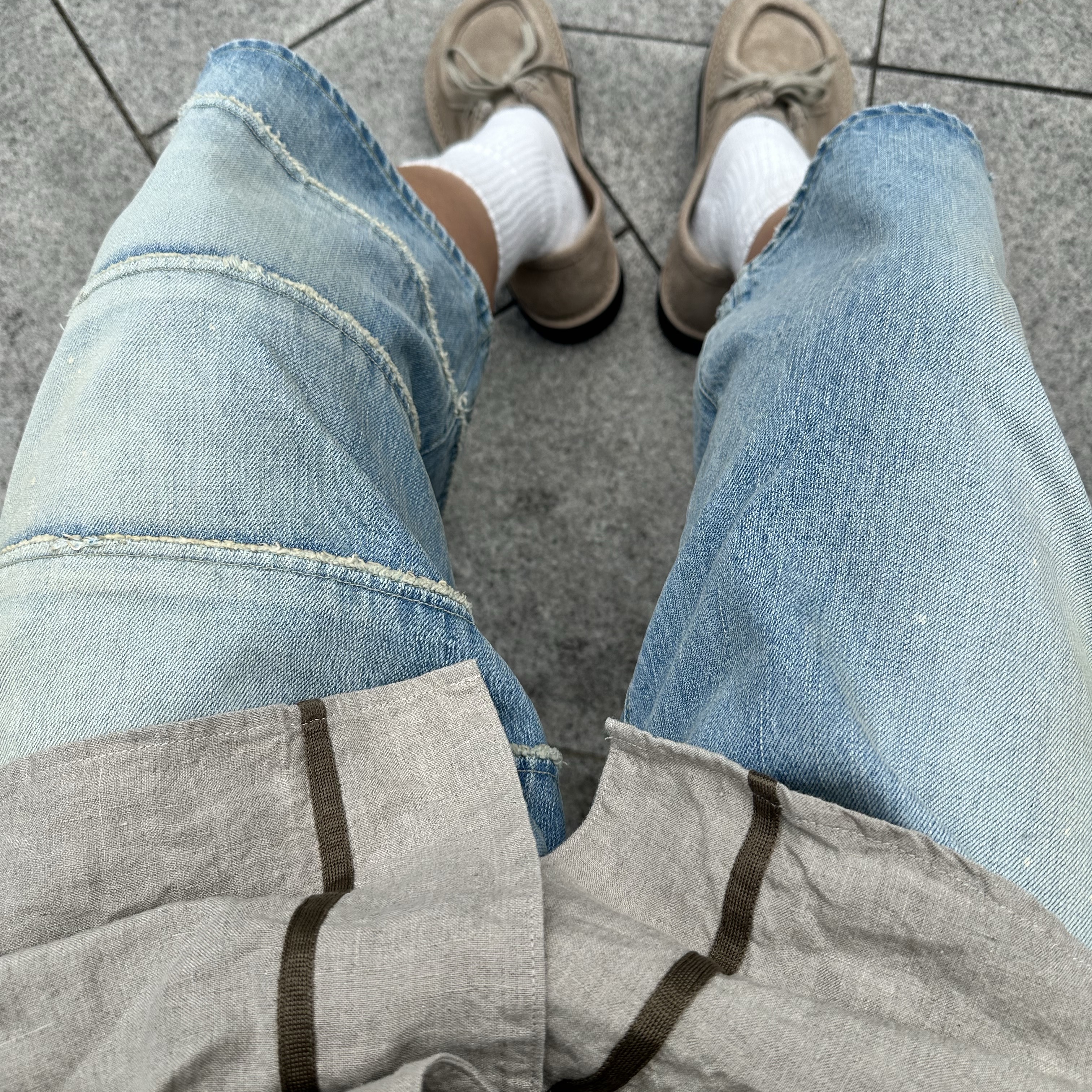 Kapital French Linen Great Kountry Baseball Shirt Beige, Loewe Faro Lace-Up In Suede Sand 착용 스타일 - 1