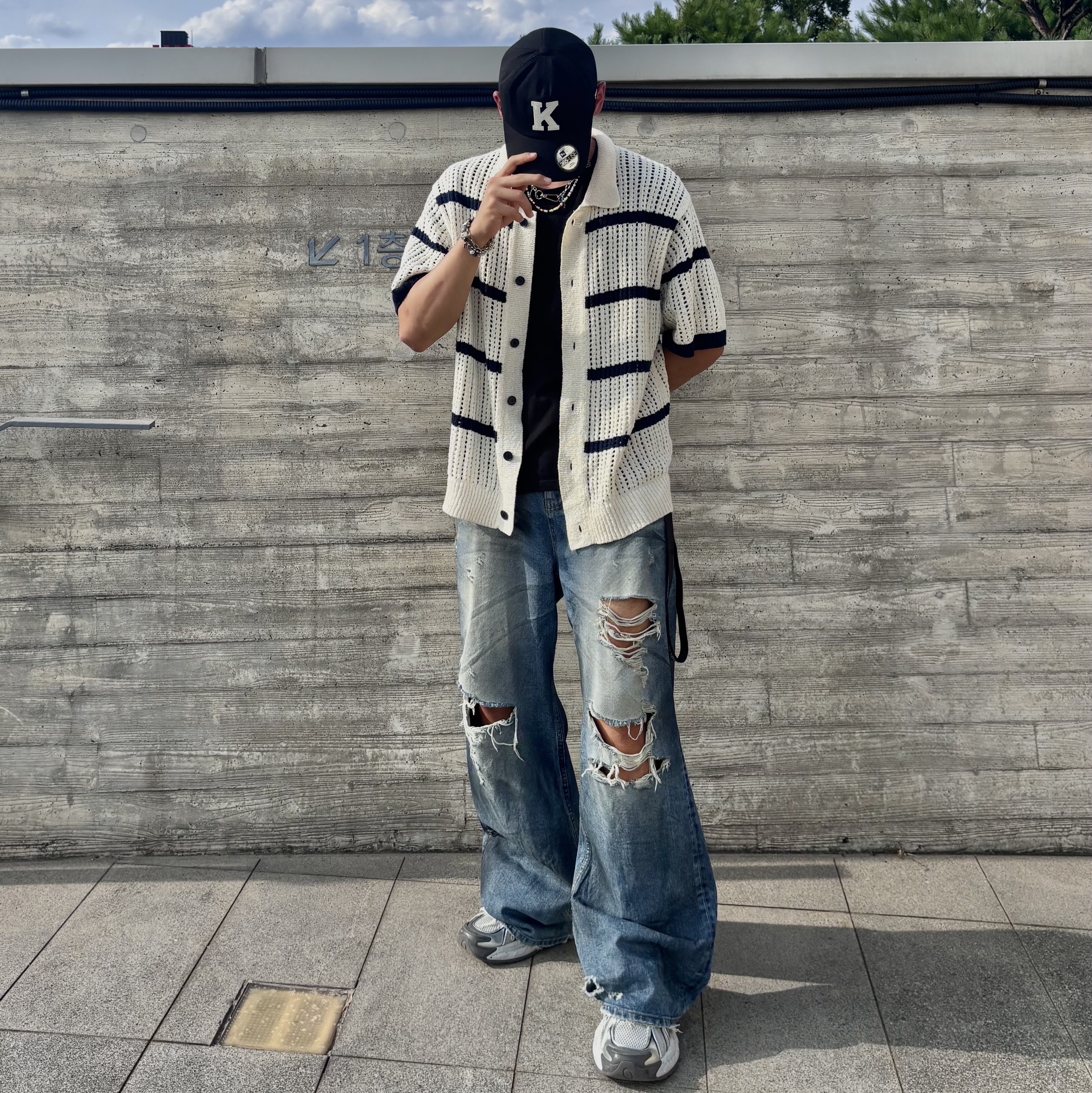 Kamien x KOIN SEOUL K Logo Ball Cap Black, Old Order Turbo GT White Silver 착용 스타일 - 4