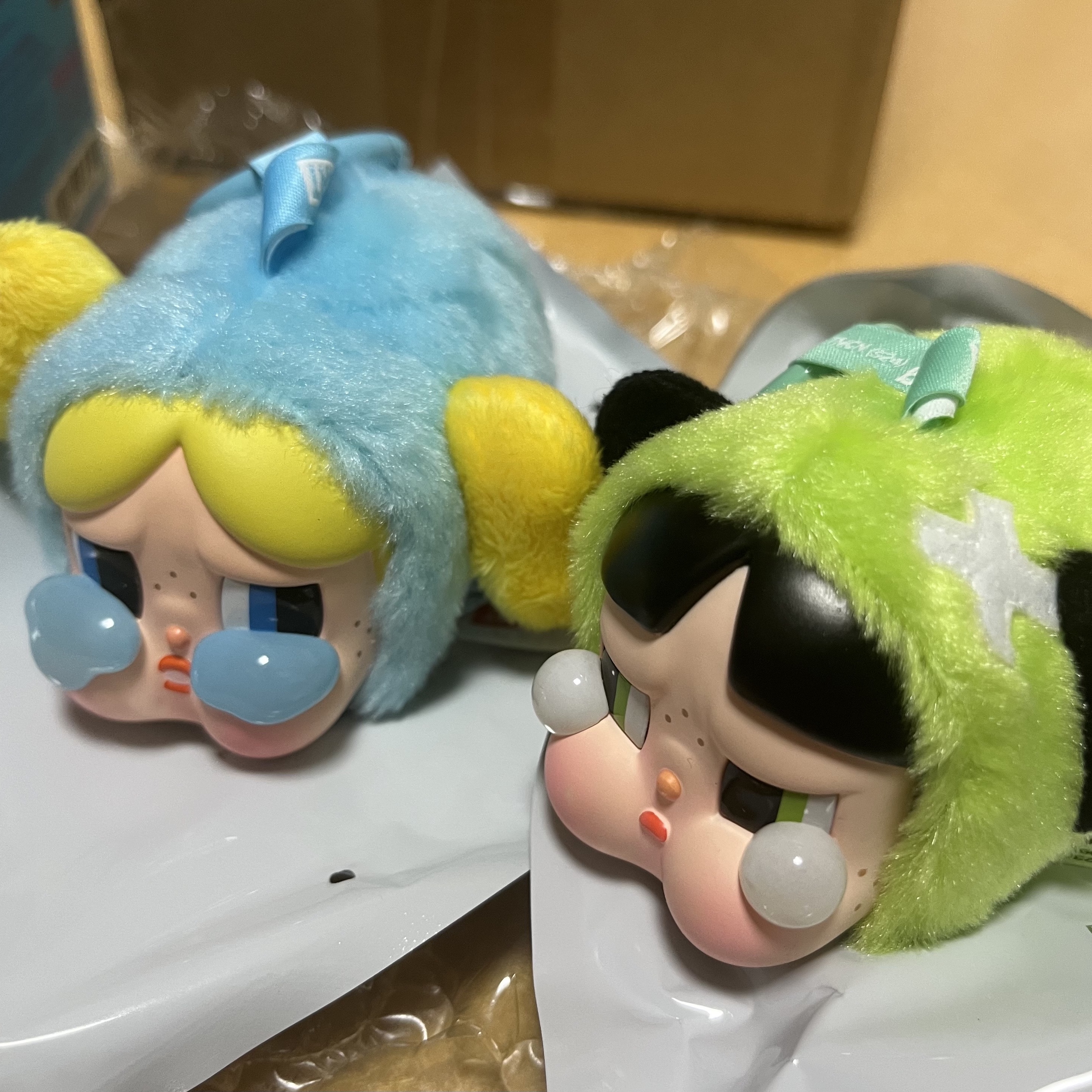 Pop Mart Crybaby x Powerpuff Girls Series Keyring Buttercup (Opened Case), Pop Mart Crybaby x Powerpuff Girls Series Keyring Bubbles (Opened Case) 착용 스타일