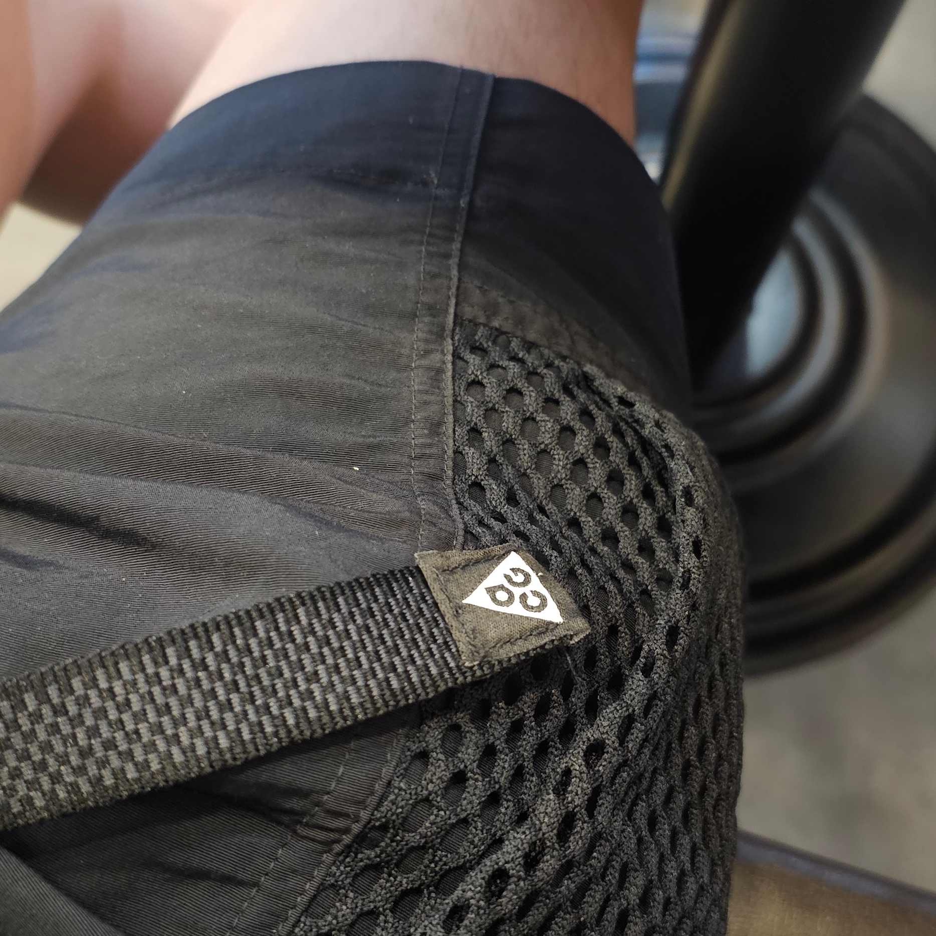Nike ACG Snowgrass Cargo Shorts Black - Asia 착용 스타일