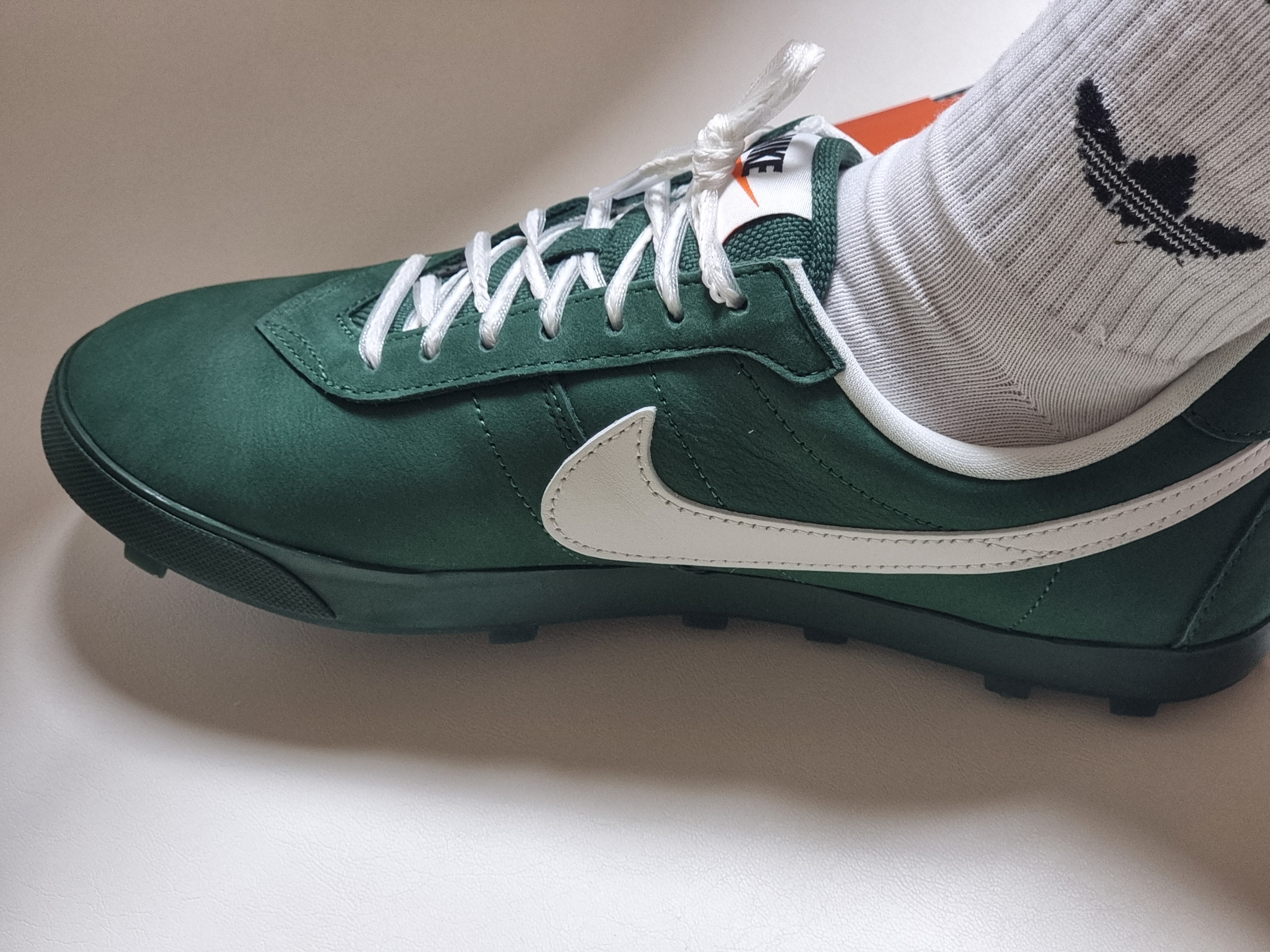 Nike Astrograbber Fir and Phantom 착용 스타일