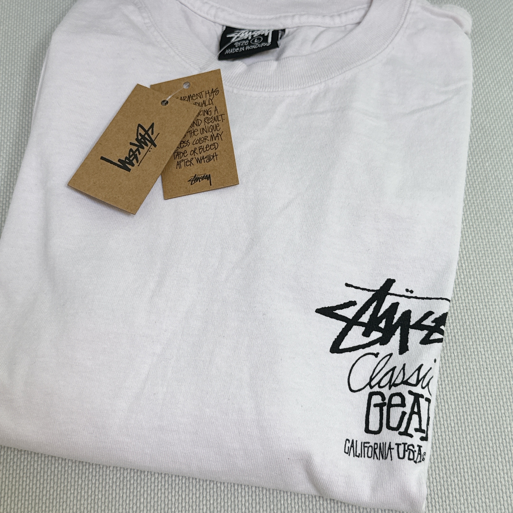 Stussy Pigment Dyed Classic Gear T-Shirt Blush 착용 스타일
