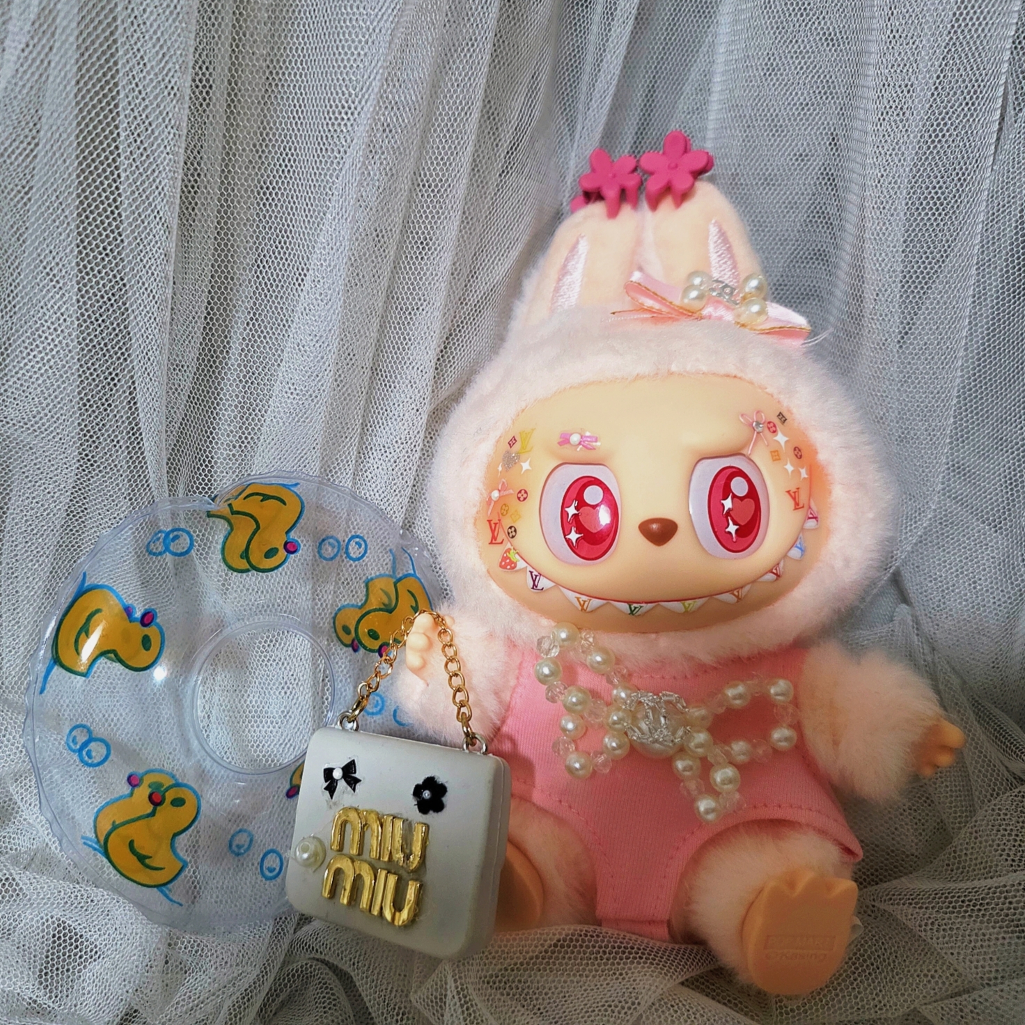 Pop Mart Labubu Let's Play Together Doll Series Dada Keyring (Opened Case) 착용 스타일