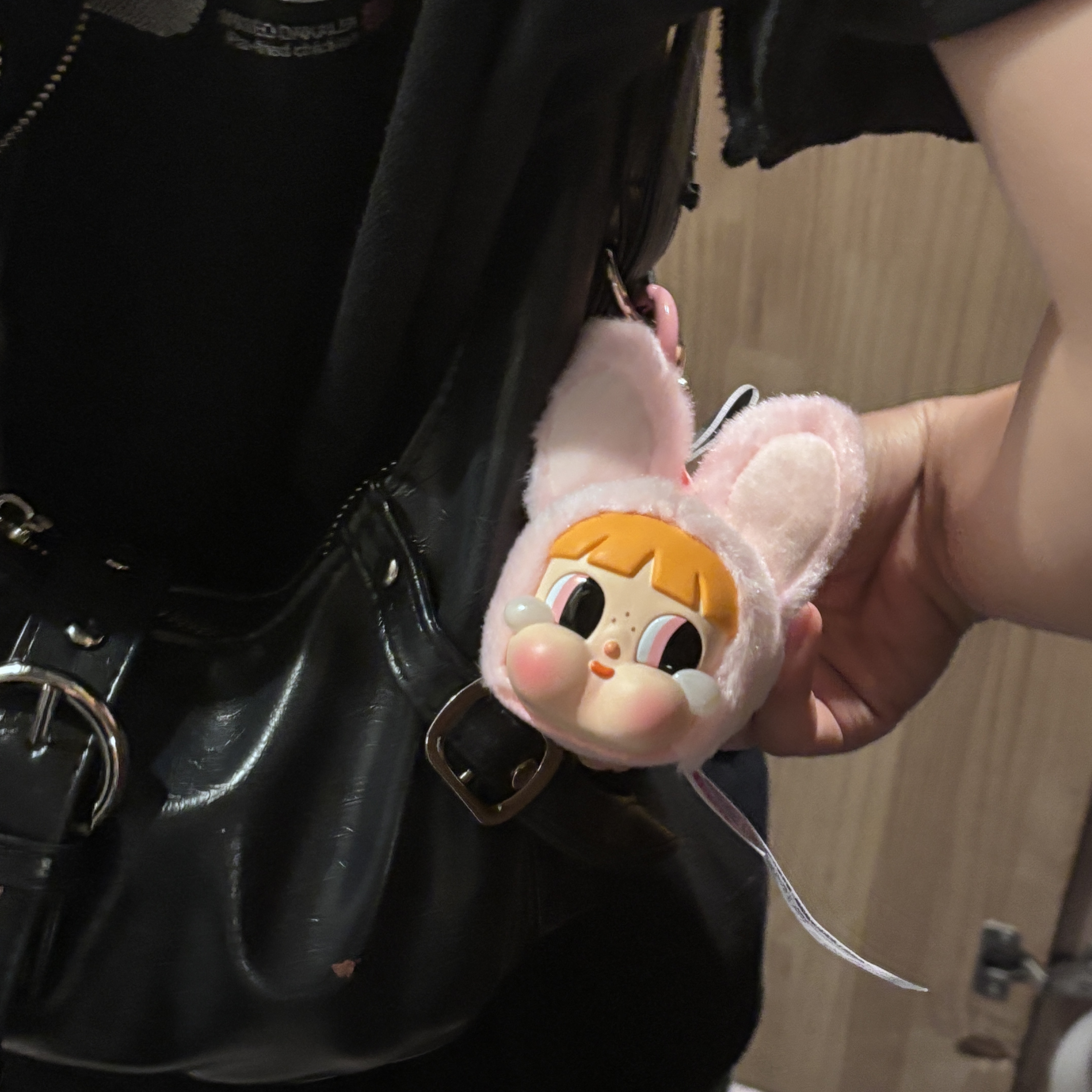 Pop Mart Crybaby x Powerpuff Girls Series Keyring Bunny Blossom (Opened Case) 착용 스타일