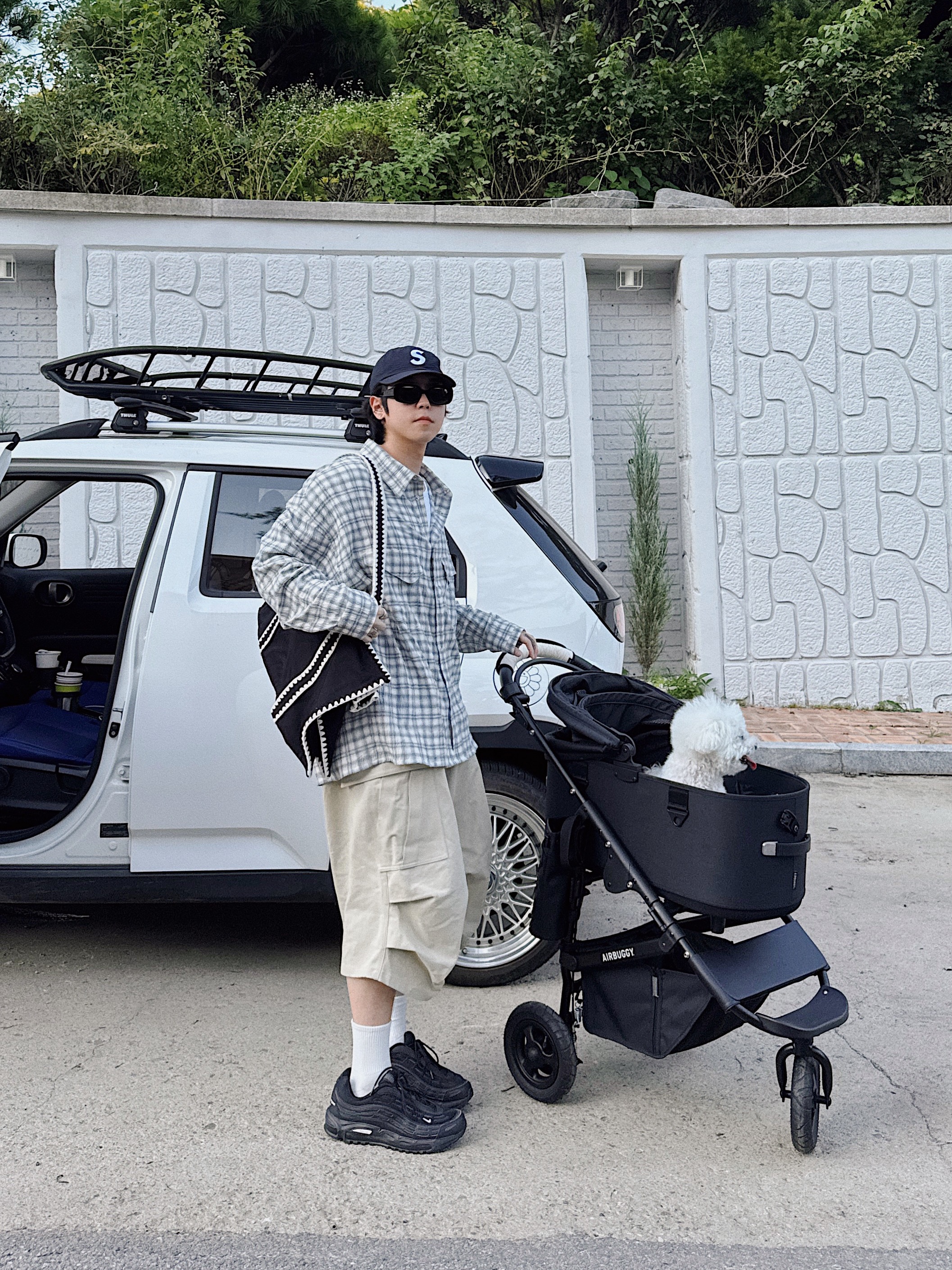 Nonnod Side cargo shorts Beige, Nike x Comme des Garcons Homme Plus Air Max TL 2.5 Black 착용 스타일 - 2