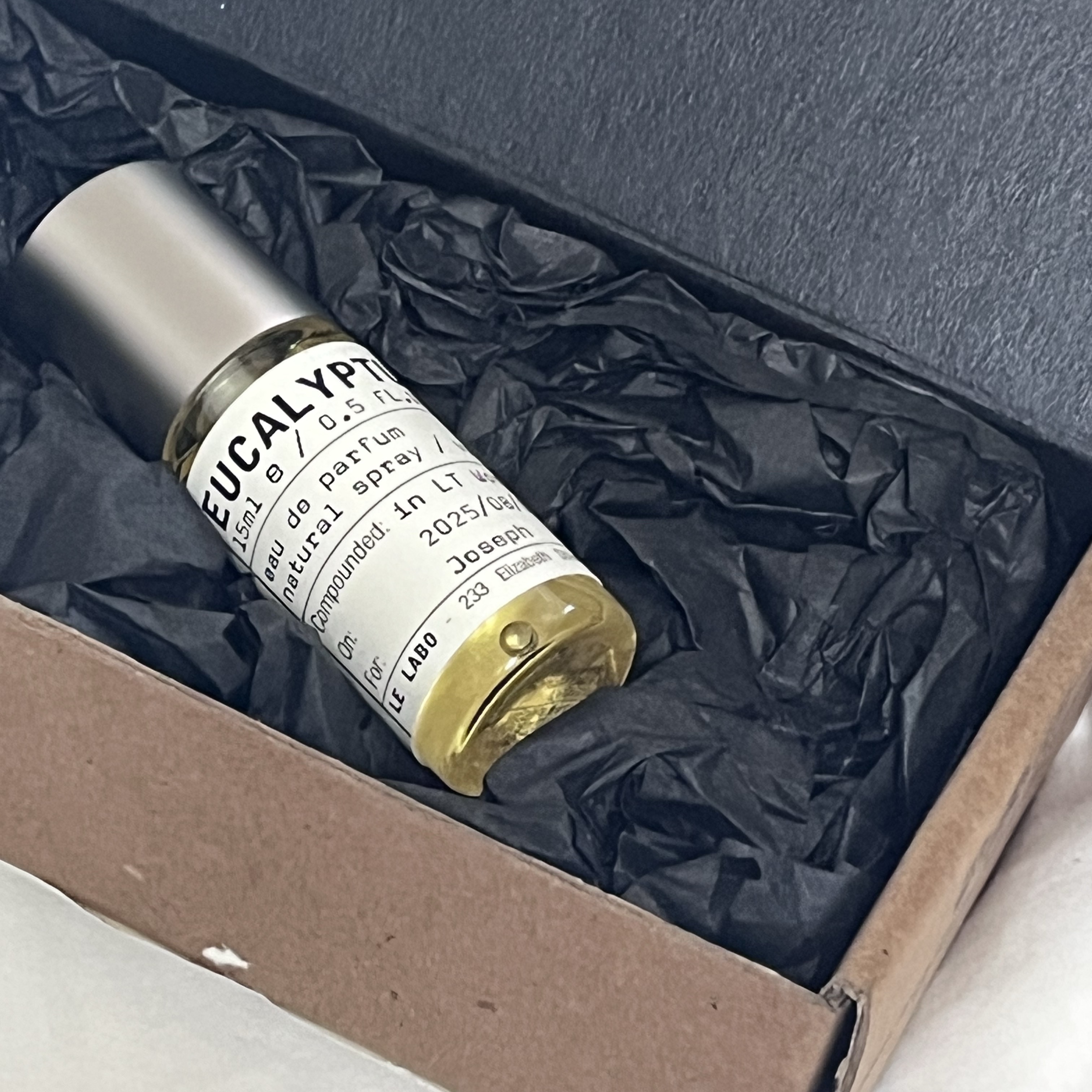 Le Labo Eucalyptus 20 Eau De Parfum 15ml 착용 스타일