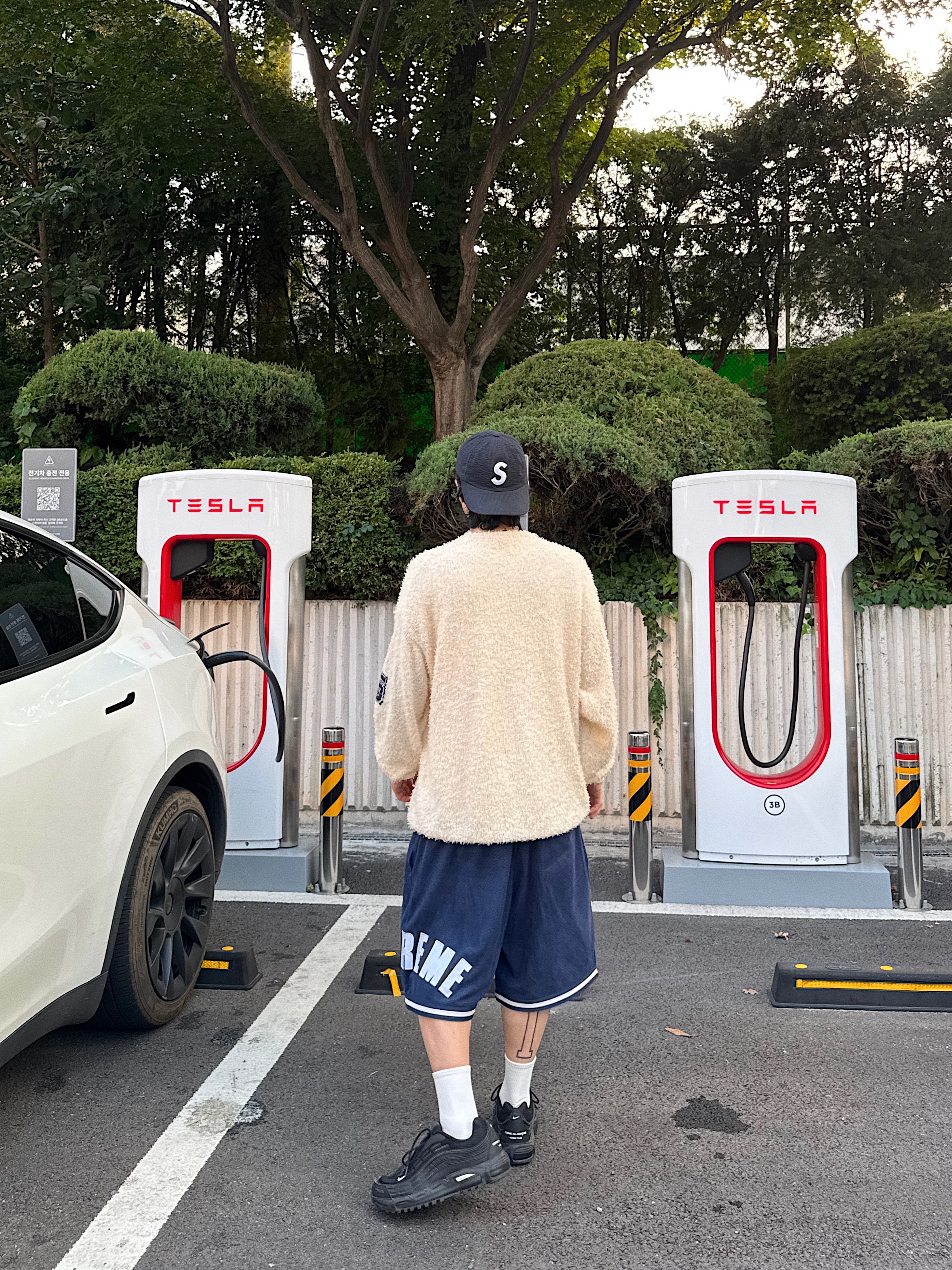 Supreme Seersucker S Logo 6-Panel Black - 24SS, Nike x Comme des Garcons Homme Plus Air Max TL 2.5 Black 착용 스타일 - 2