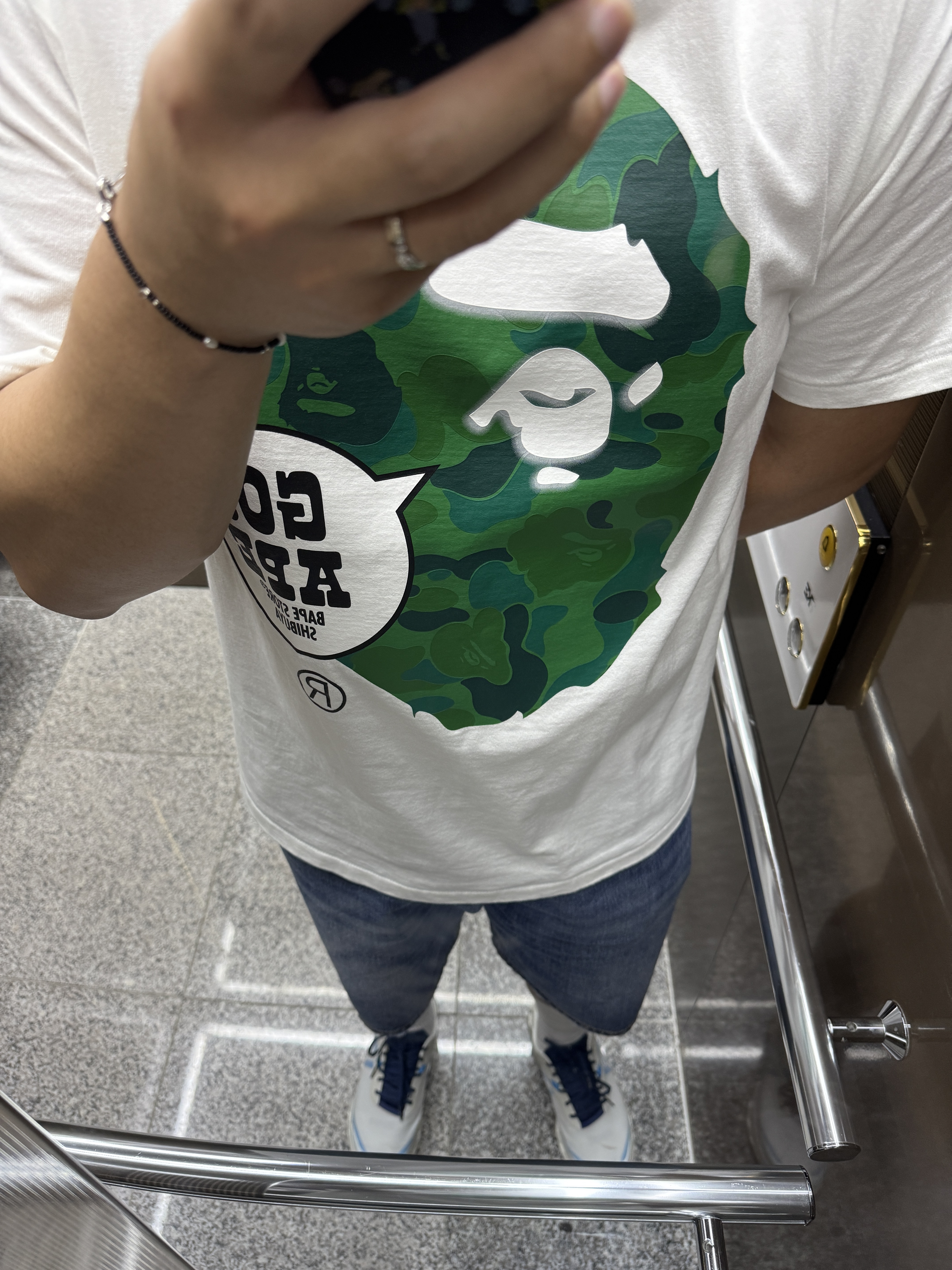 IAB Studio T-Shirt White, On Running Cloudvista 2 Cream Horizon 착용 스타일 - 2