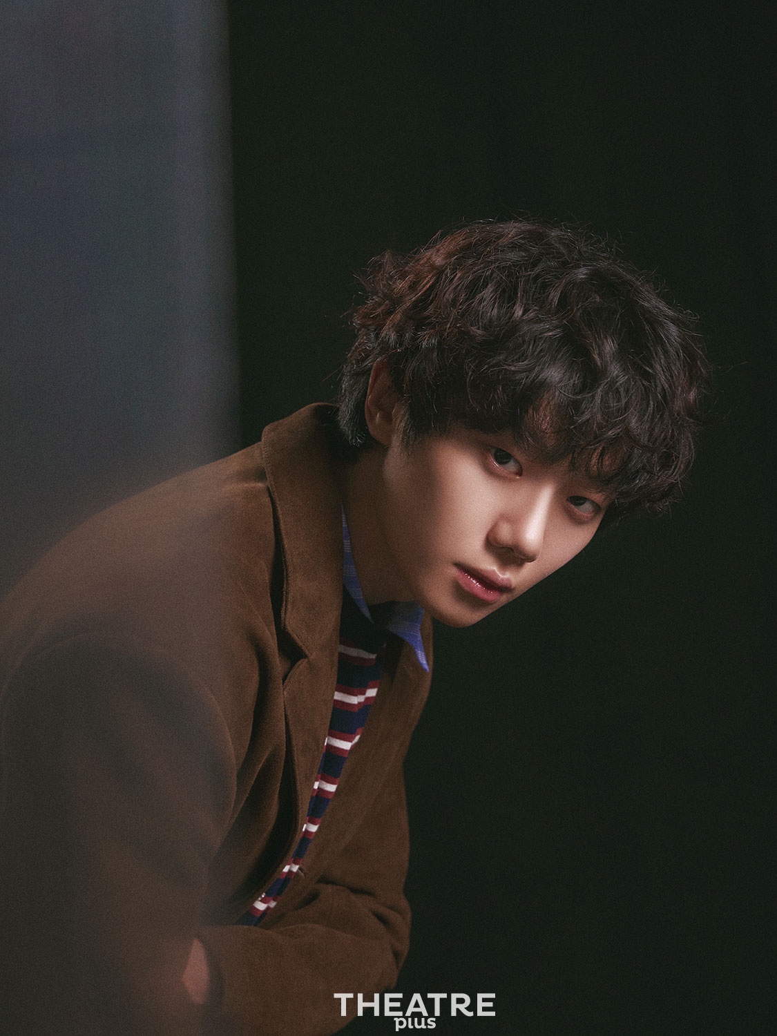 STU Goat Suede Blazer Brown 착용 스타일 - 2