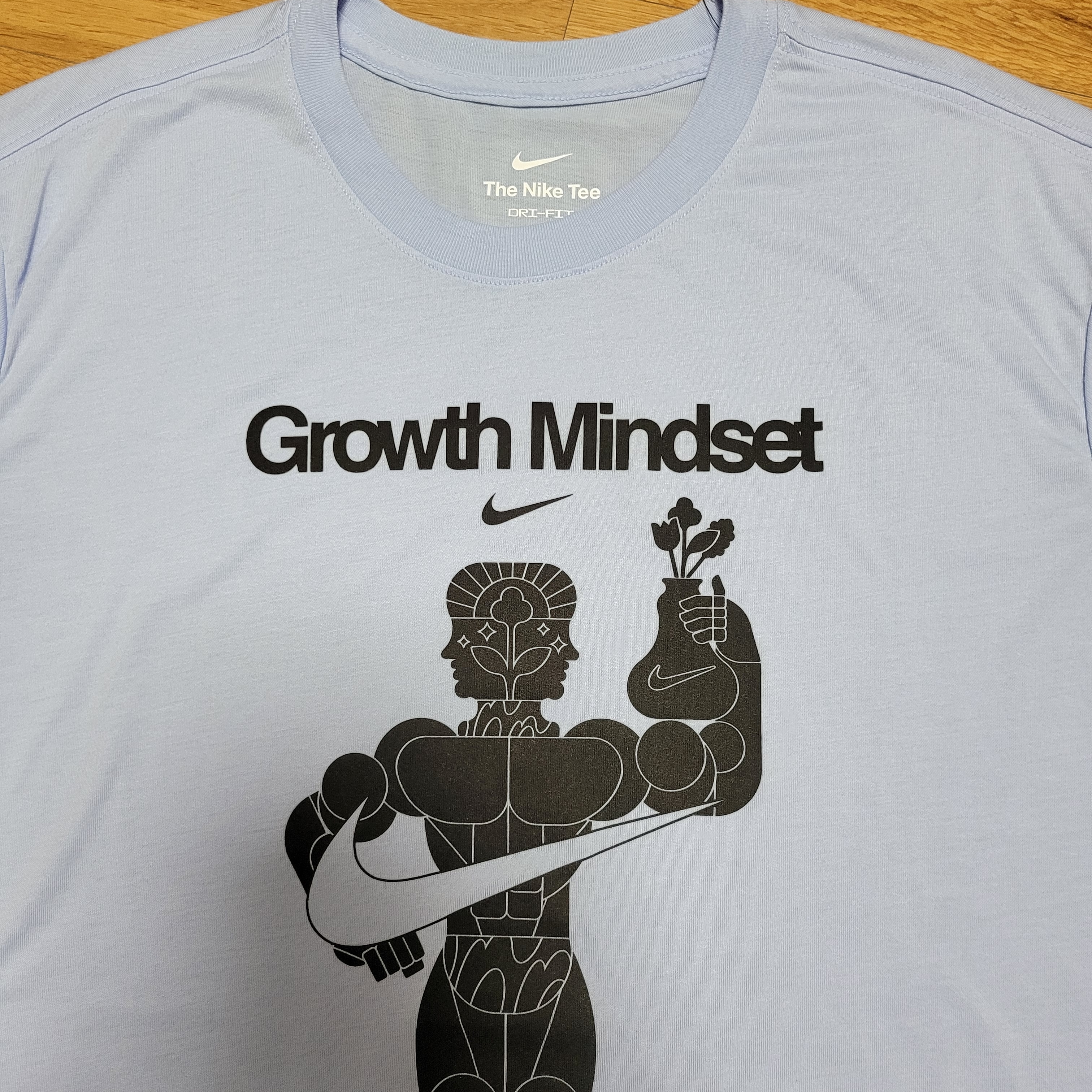 Nike Dri-Fit Graphic Training T-Shirt Light Marine - Asia 착용 스타일