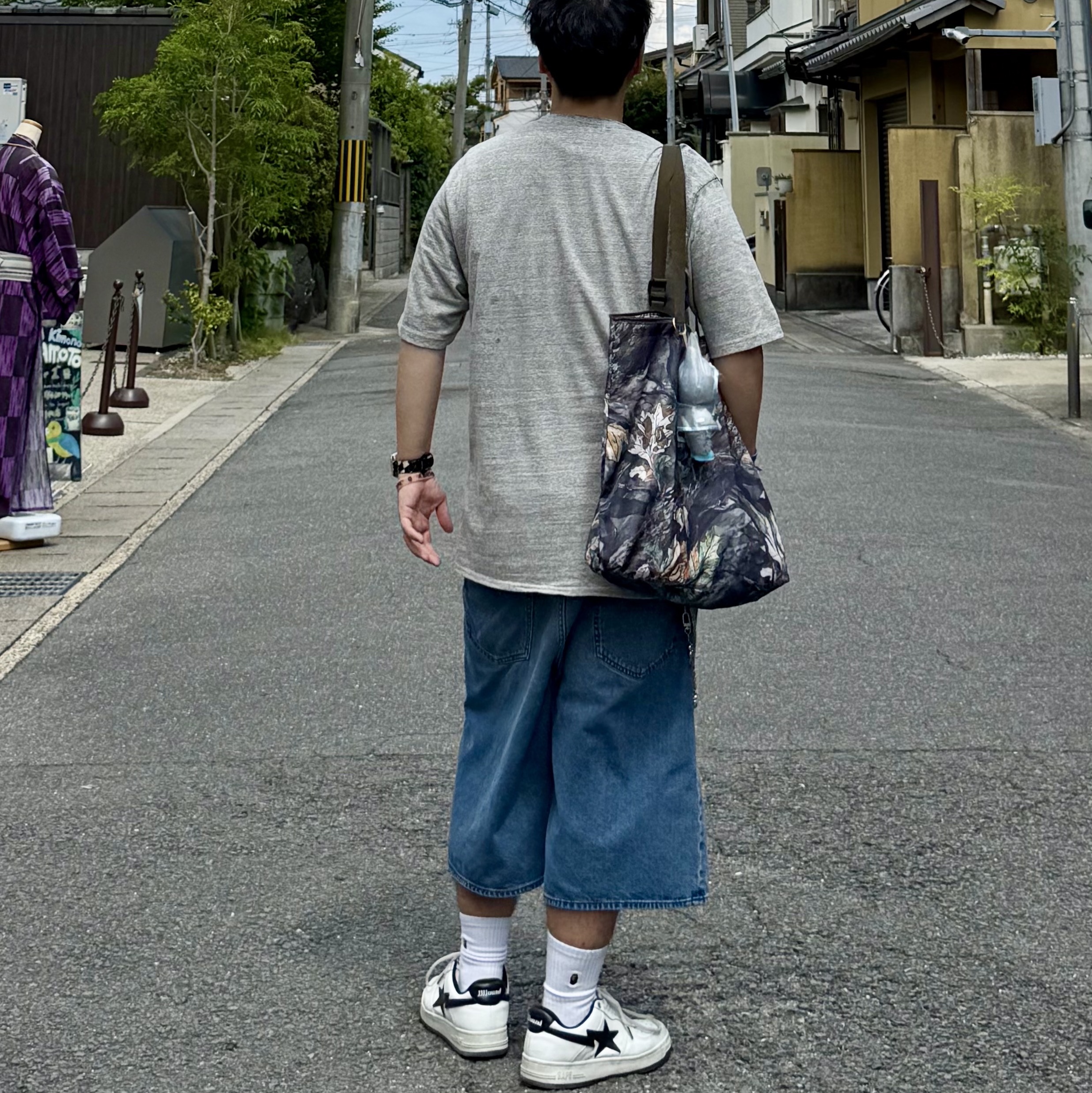 BAPE x JJJJound Bape Sta Low White Navy, Kapital Top Tenjiku Crew T-Shirt Tough Peckish Bowy Pt Gray 착용 스타일 - 3