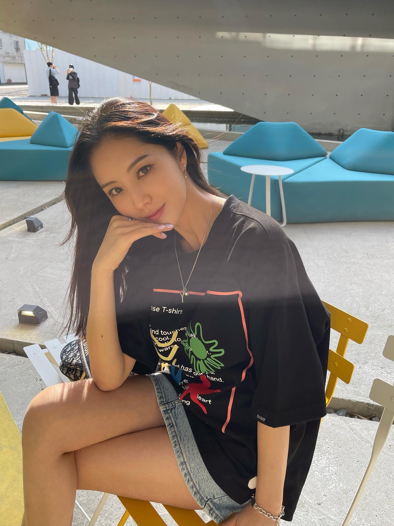 Don't Ask My Plan 4 Sense Oversized Tee - Black 착용 스타일 - 2