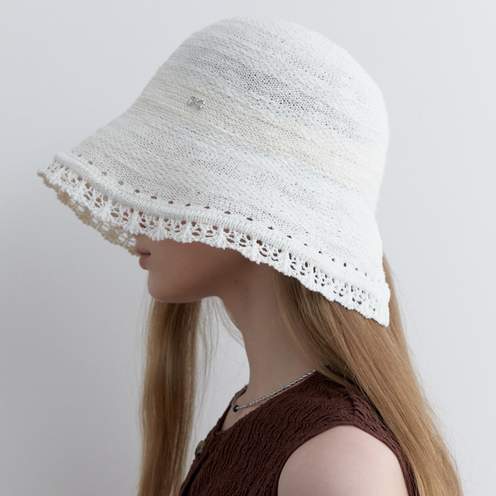 러브미몬스터 레이스 챙 버킷햇 화이트(lovememonster Lace Brim Bucket Hat White) - 3