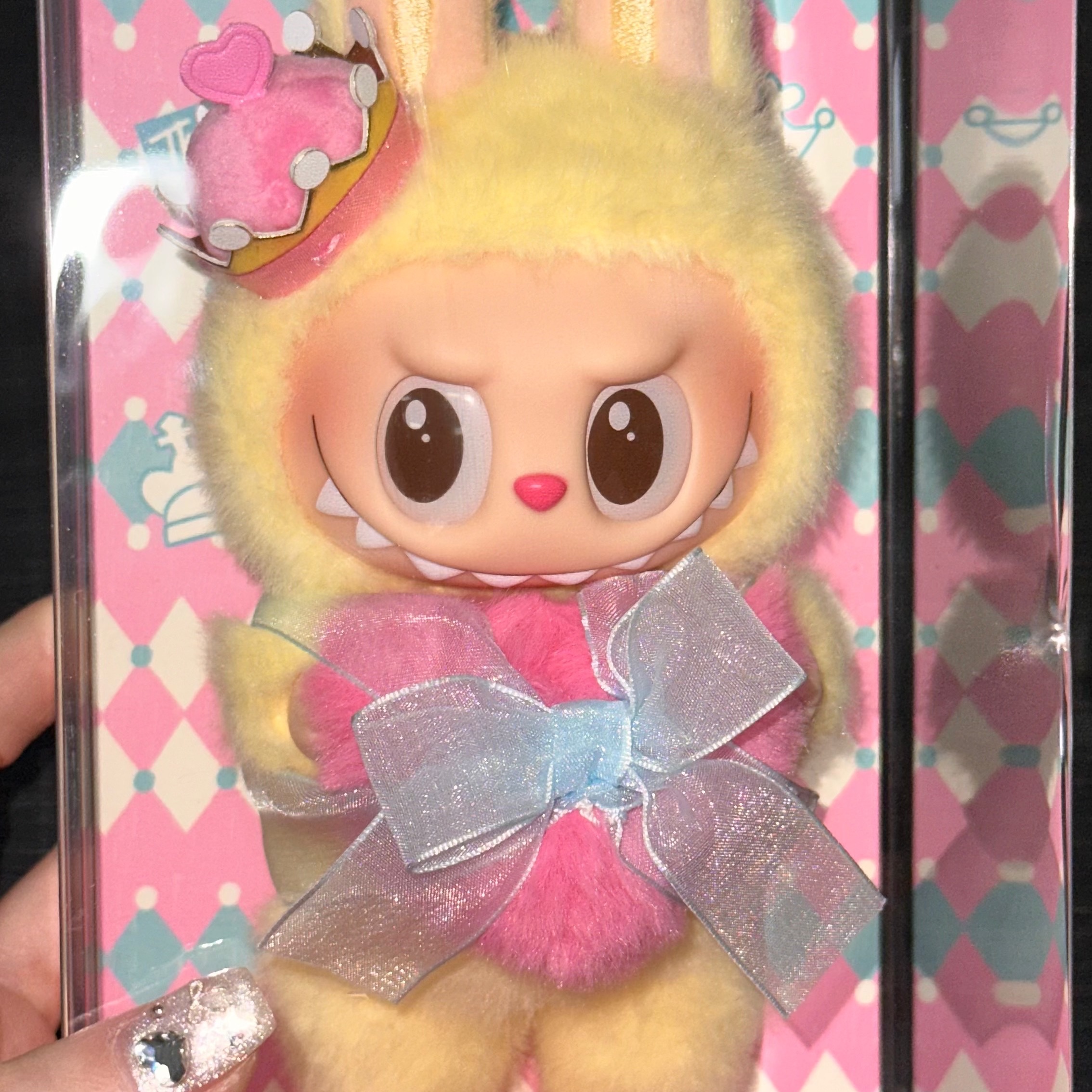 Pop Mart The Monsters Checkmate Series Plush Keyring 착용 스타일 - 2