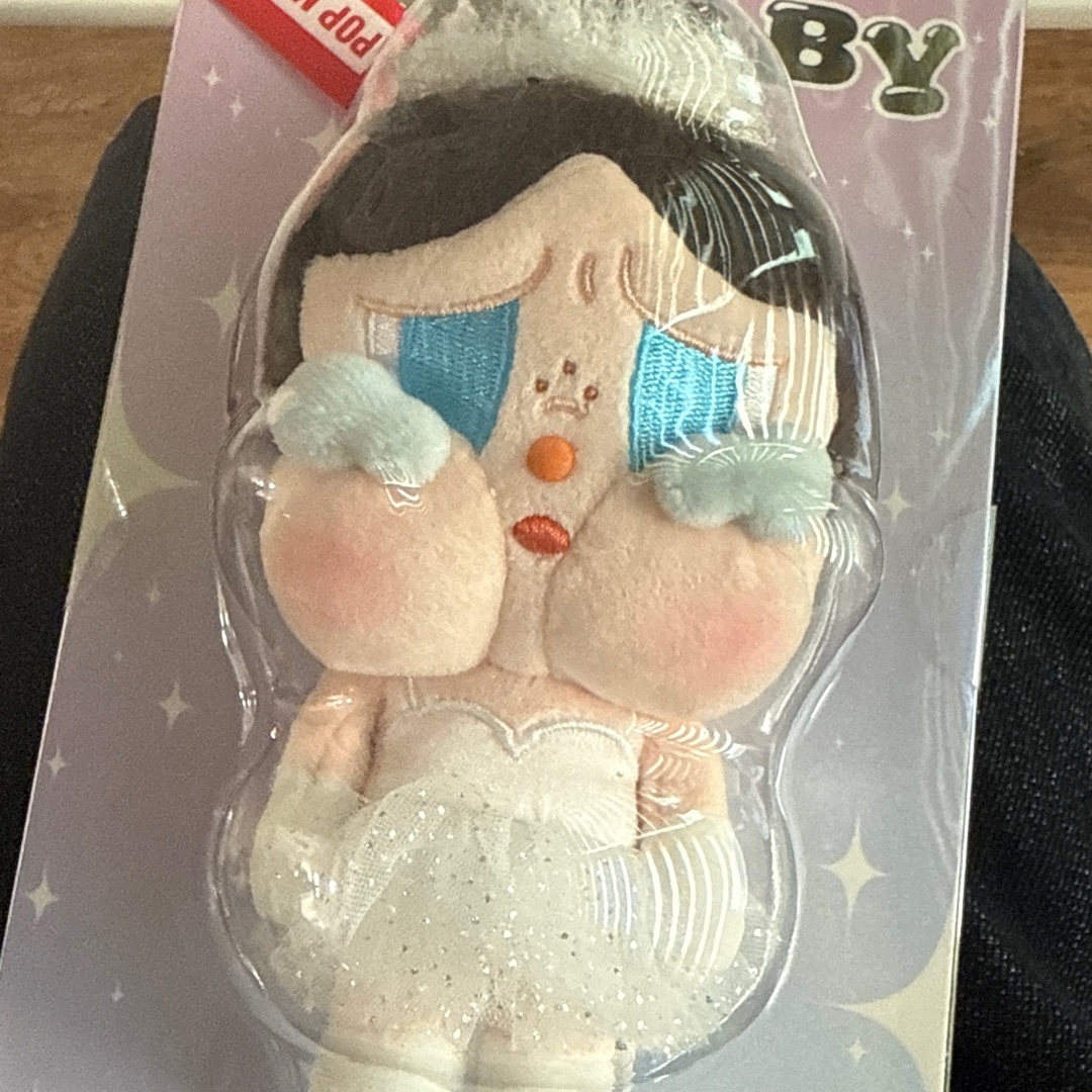 Pop Mart Crybaby Shiny Shiny Series Plush Pedant Blister Pack 착용 스타일