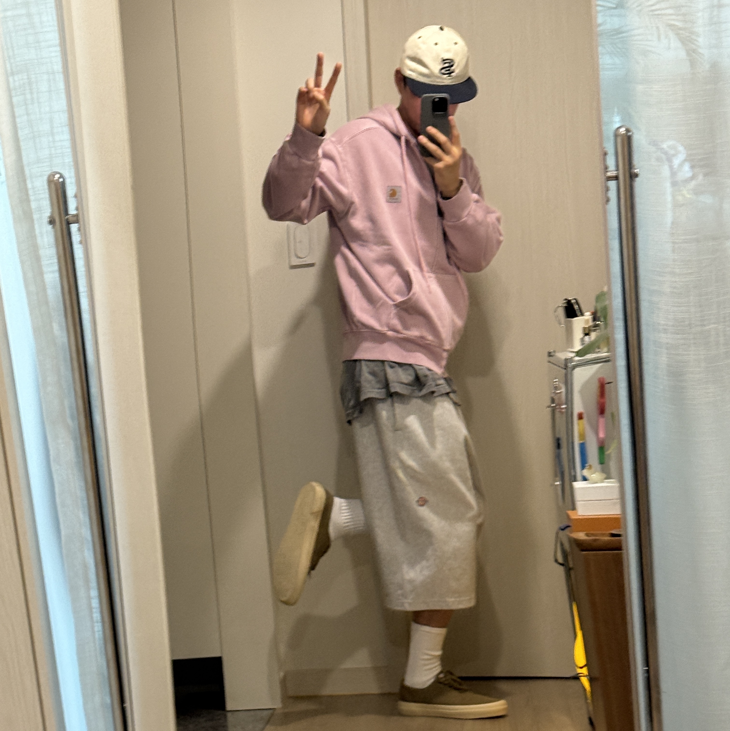 Carhartt WIP Hooded Nelson Jacket Hortensia Garment Dyed 착용 스타일 - 1