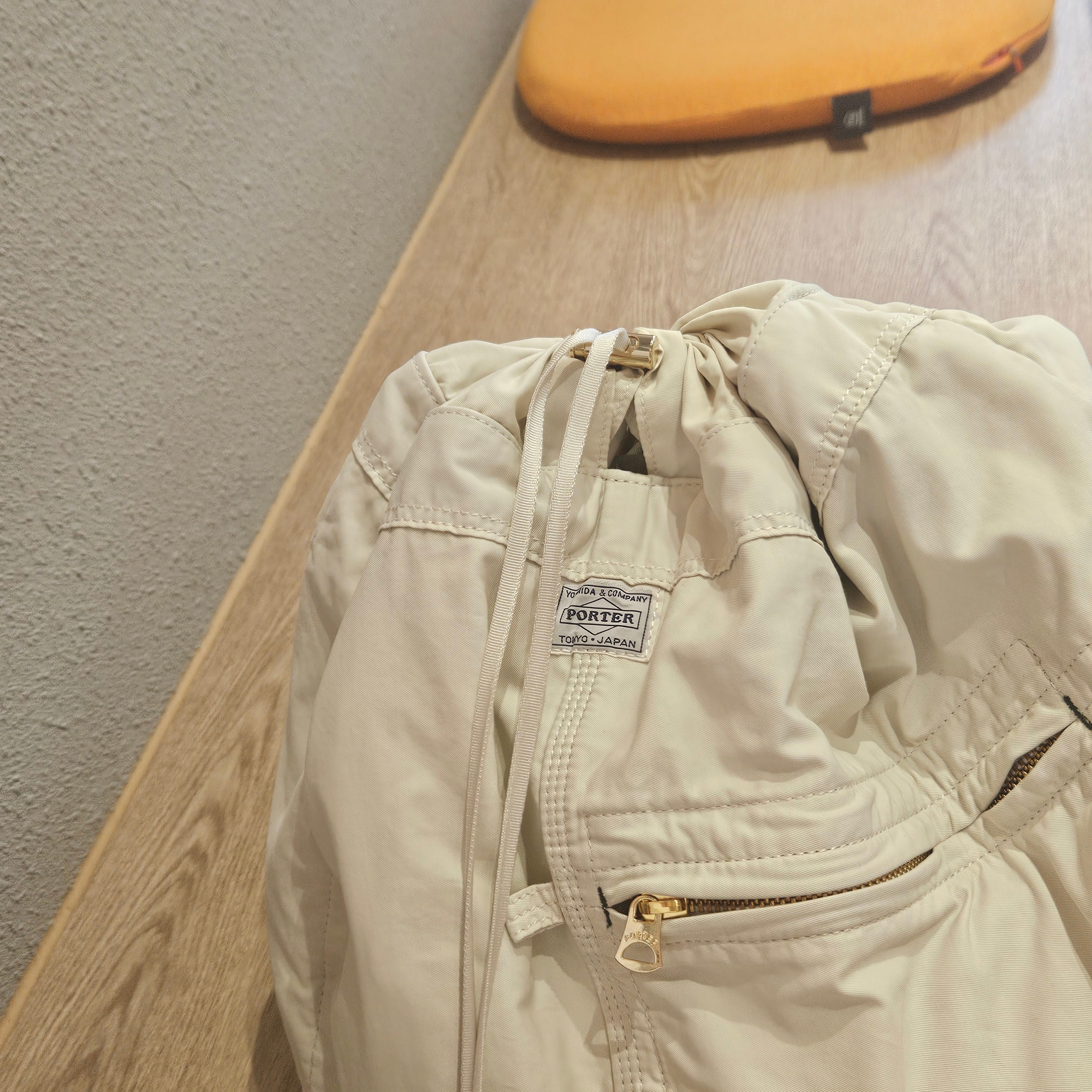 Porter Mile Knapsack Off White 착용 스타일