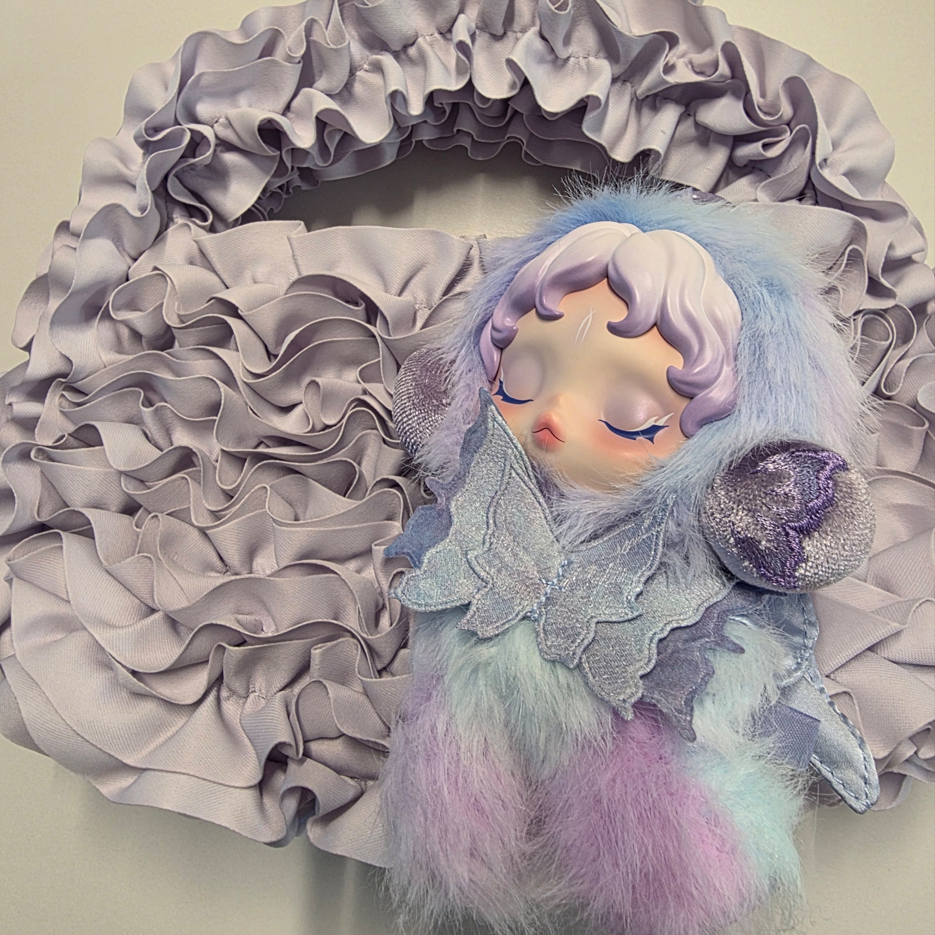 COS Dahlia Micro Bag Lilac, Pop Mart Skullpanda L’Impressionnisme Series Plush Doll Lightning (Opened Case) 착용 스타일 - 1