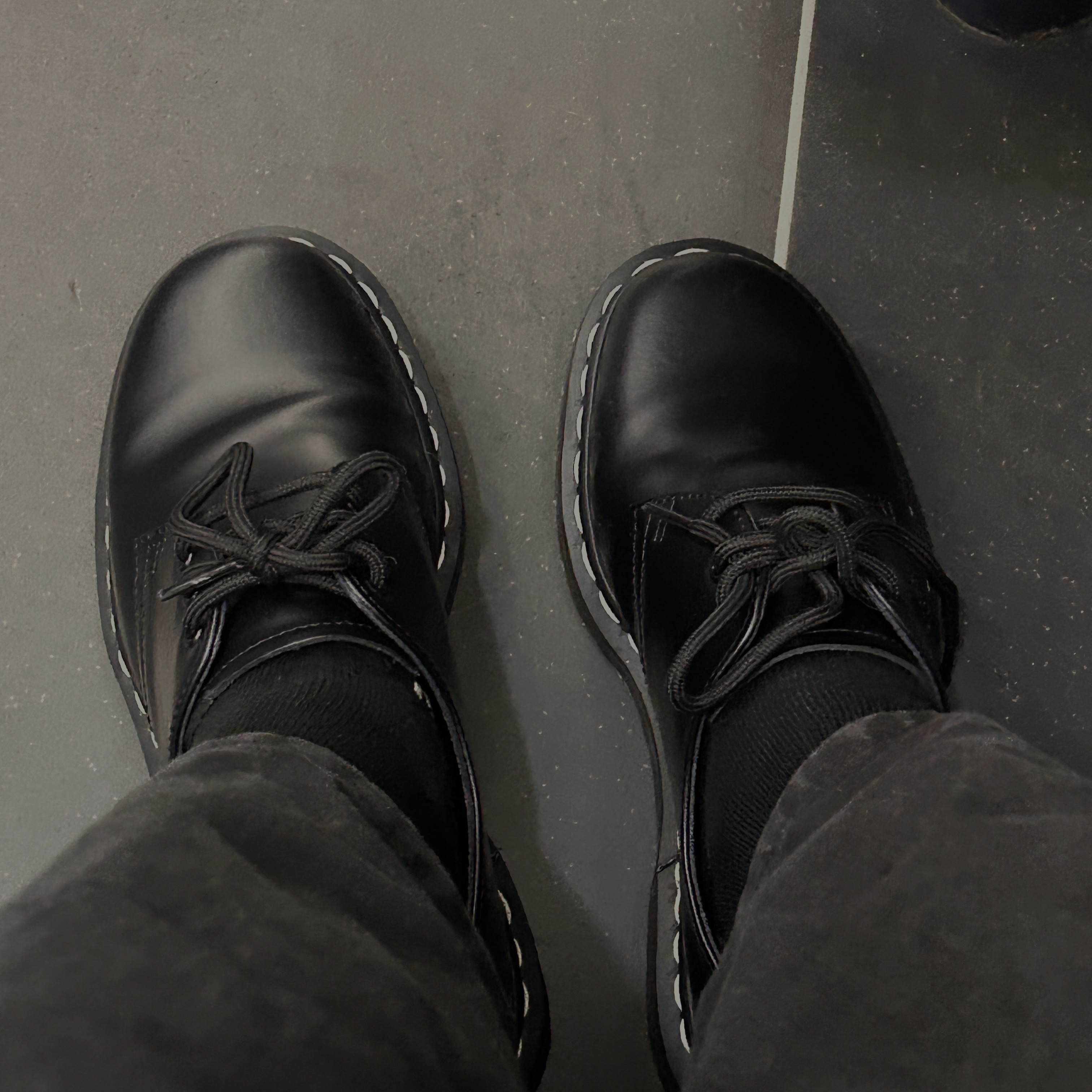 Dr. Martens 1461 WS Black Smooth 착용 스타일