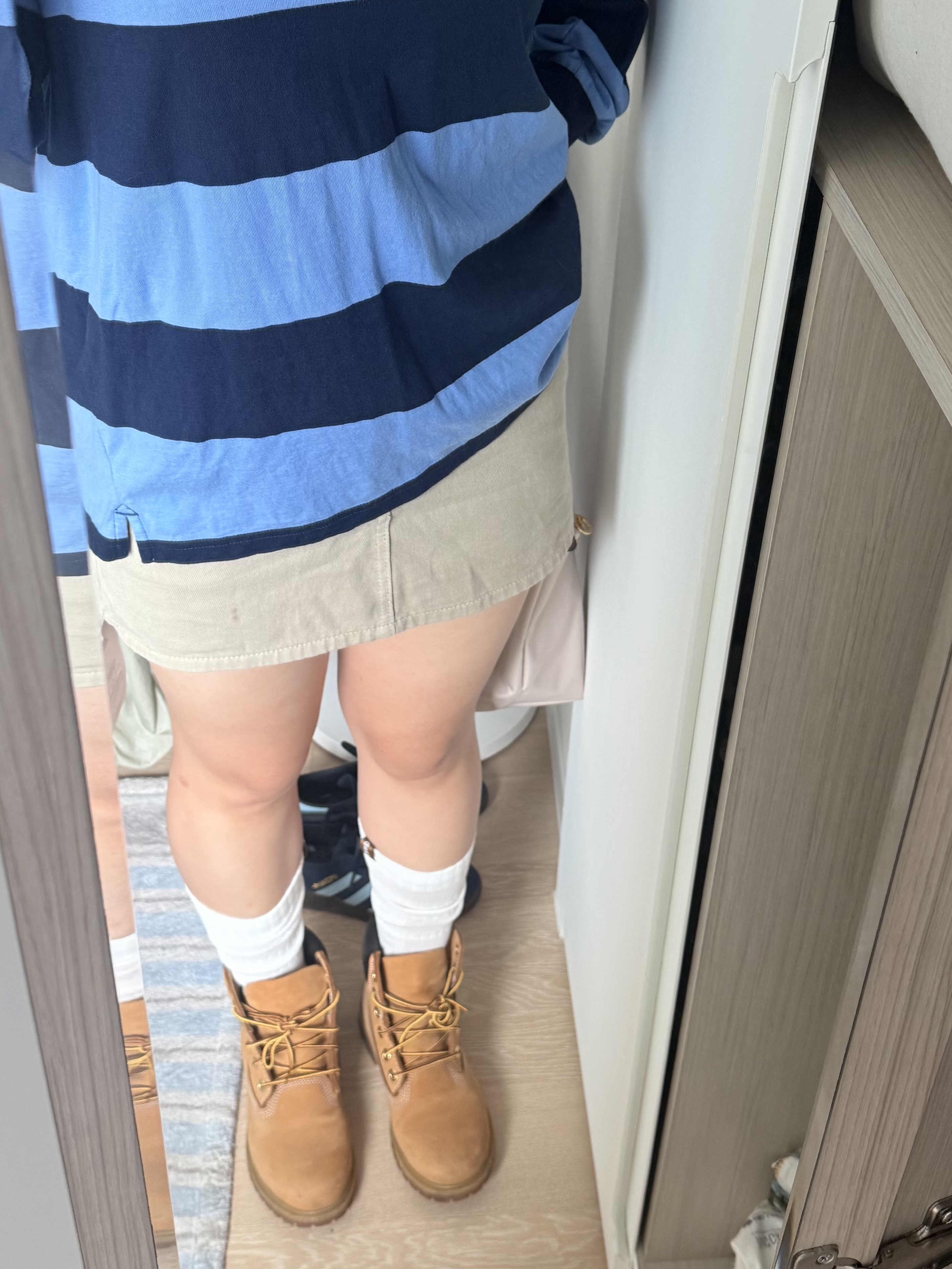 (W) Timberland 6 Inch Premium Waterproof Boot Wheat Nubuck - Wide 착용 스타일 - 2