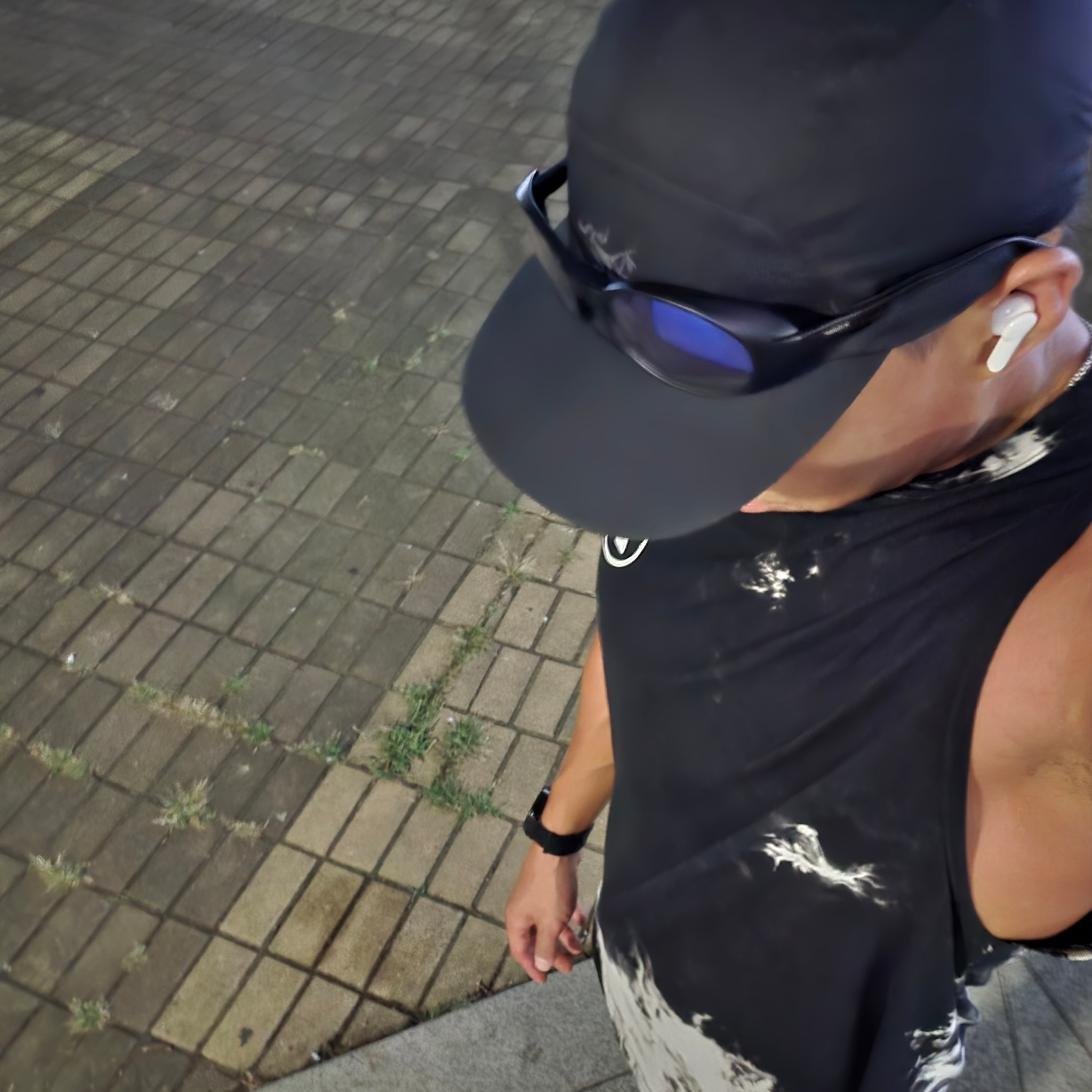 Arc'teryx Norvan Regular Brim Hat Black 착용 스타일