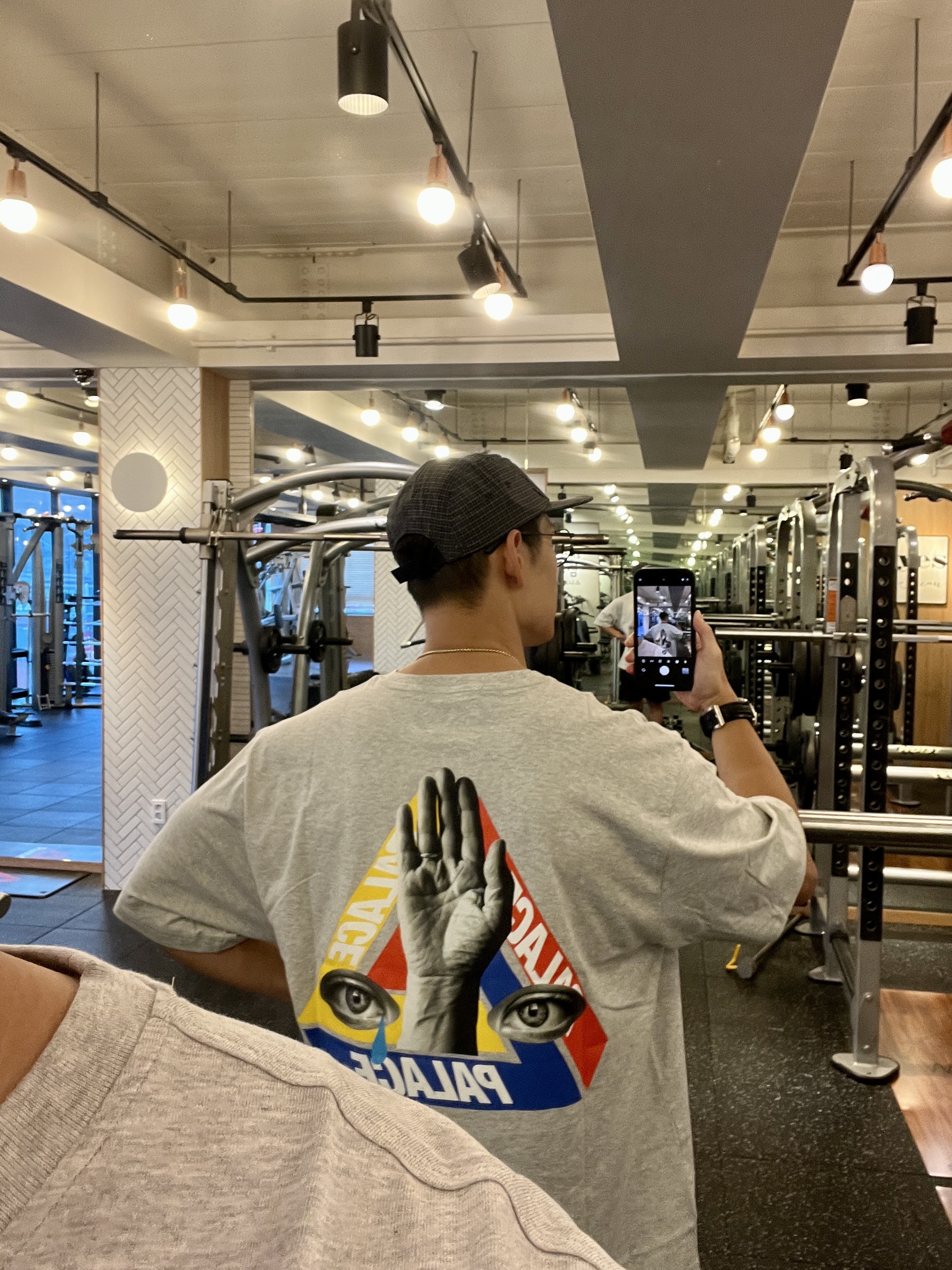 Palace x JCC+ T-Shirt Grey Marl - 25SS, Supreme Cordura Plaid Camp Cap Black - 25SS 착용 스타일