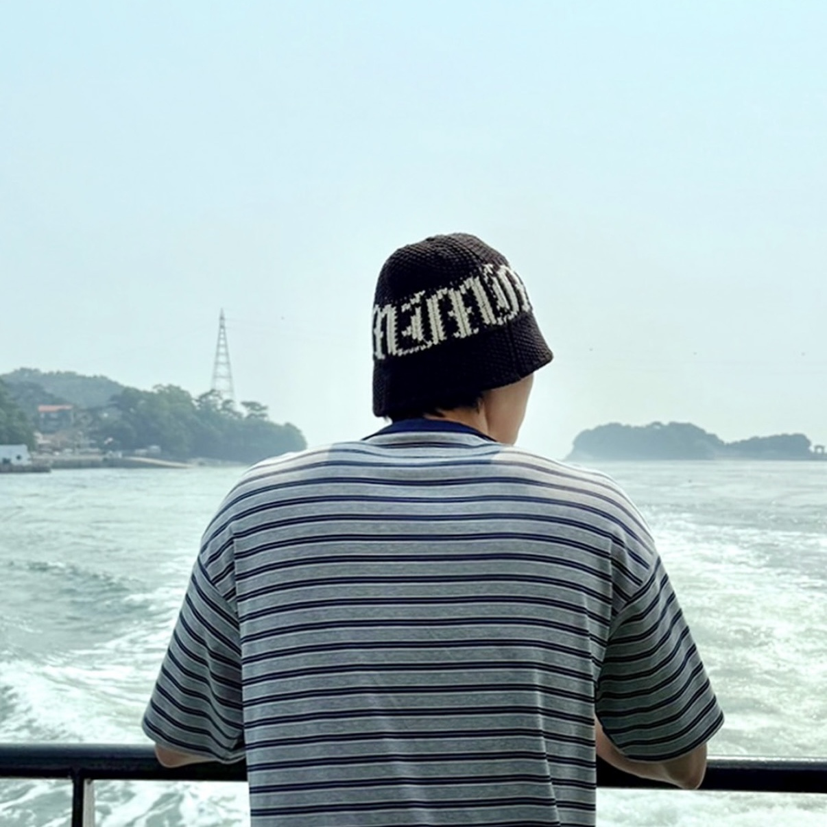 STU Multi Stripe T-shirt Grey 착용 스타일 - 4