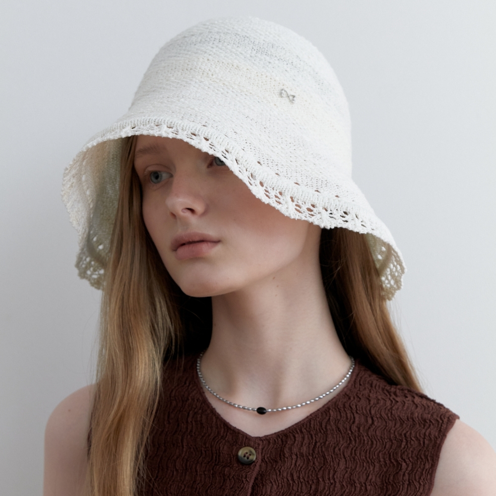 러브미몬스터 레이스 챙 버킷햇 화이트(lovememonster Lace Brim Bucket Hat White) - 2