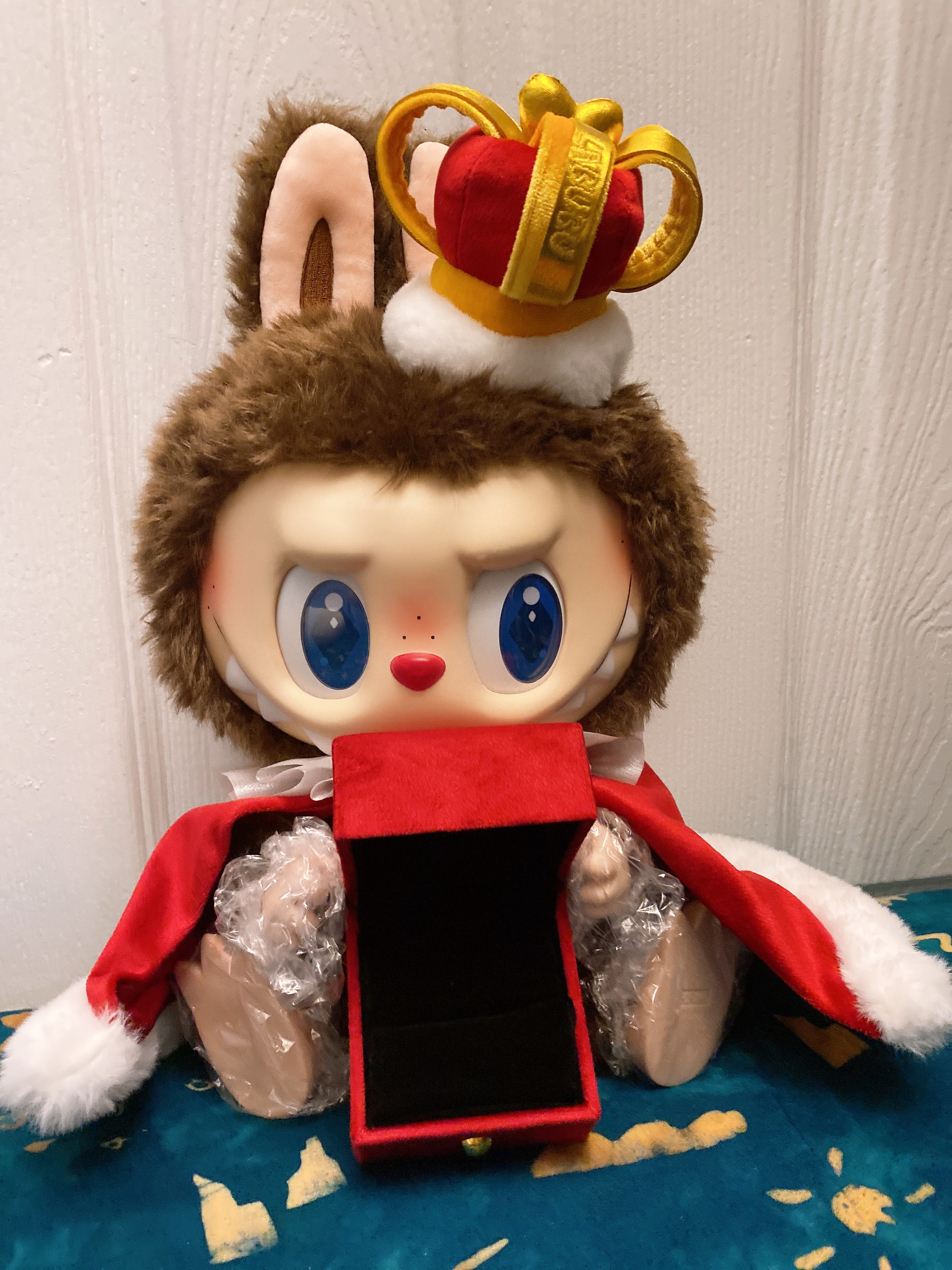 Pop Mart The Monsters Checkmate Series Doll 착용 스타일 - 2