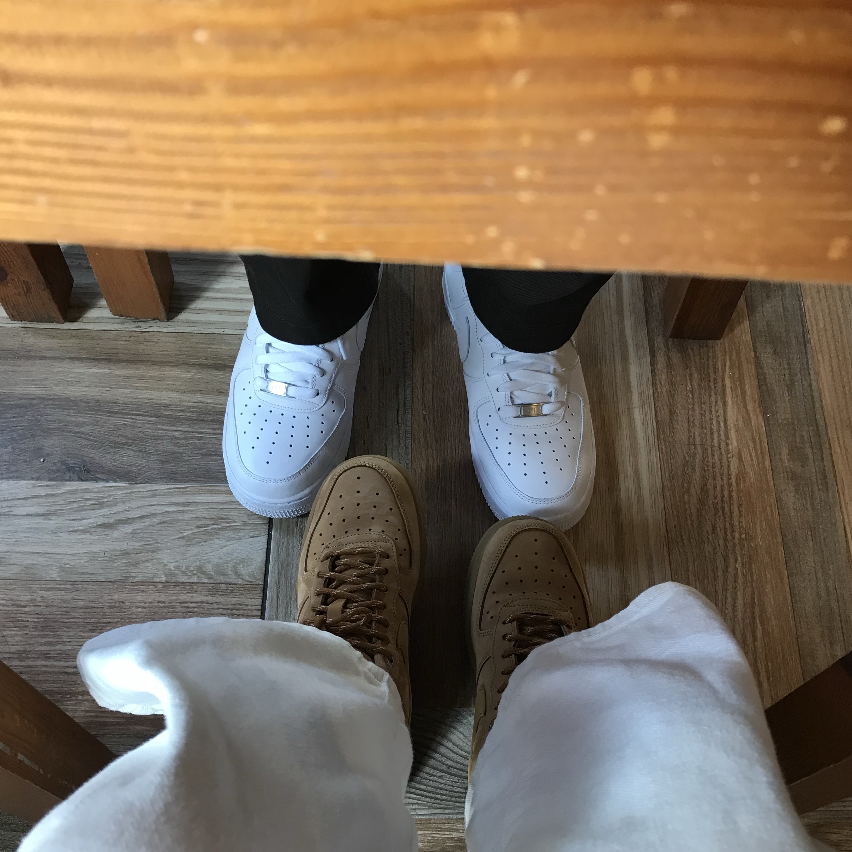 Nike Air Force 1 '07 Low White, (W) Nike Air Force 1 '07 WB Flax Wheat 착용 스타일 - 2