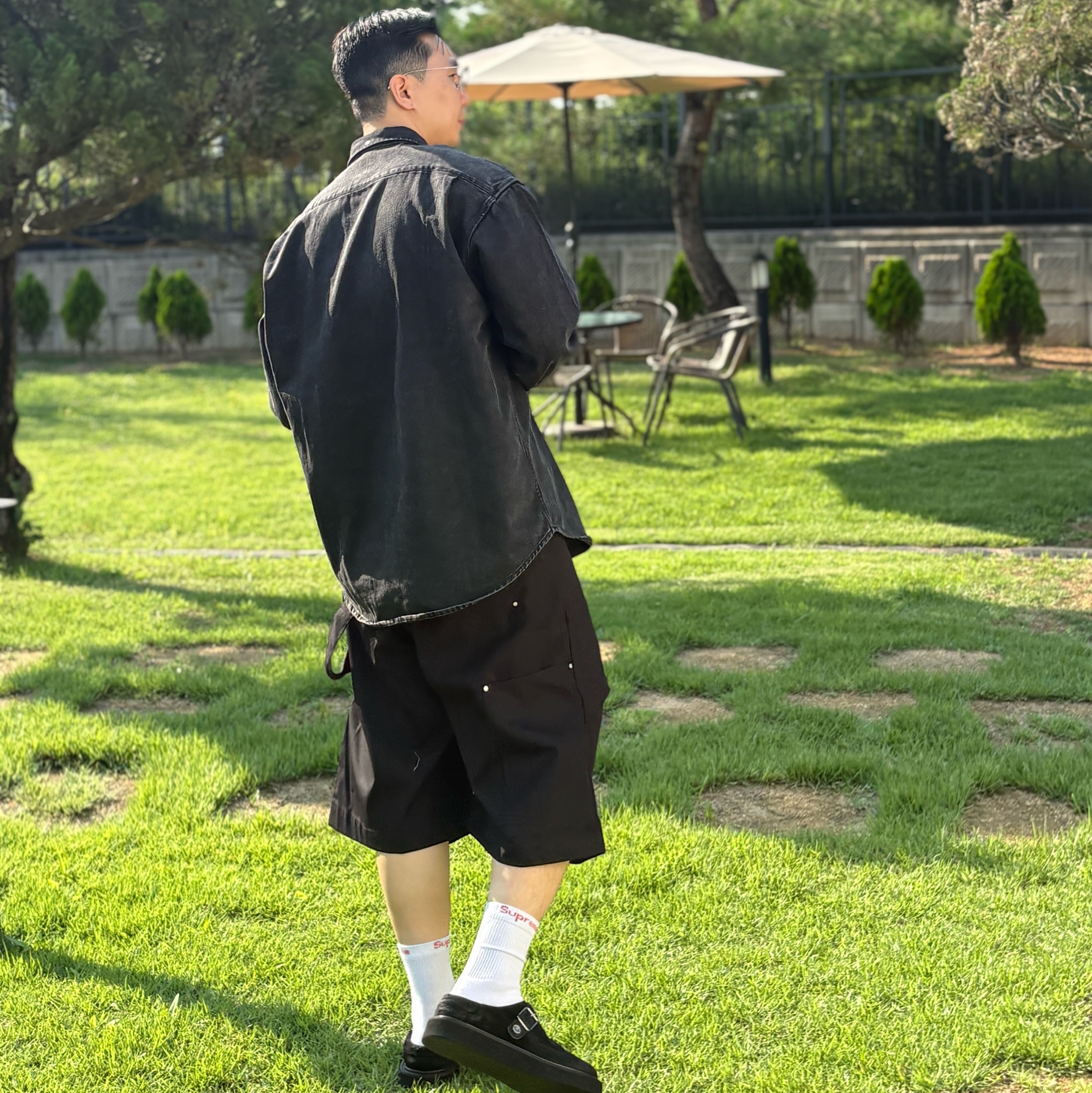 Nonnod Alpine Carpenter Shorts Black, Supreme Hanes Crew Socks White (4 Pack) 착용 스타일 - 4