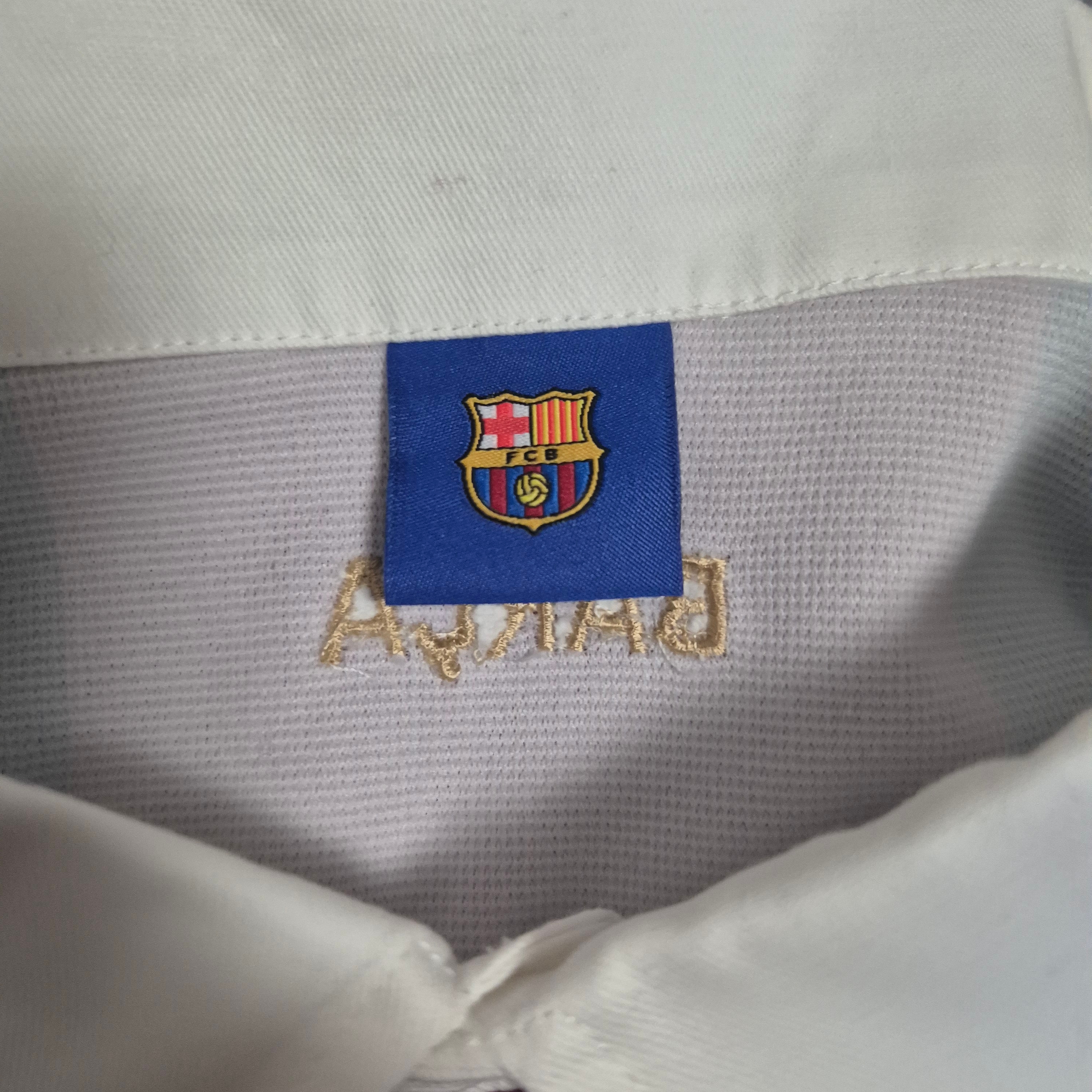 FC Barcelona Stripe Polo Shirt Red 착용 스타일 - 3