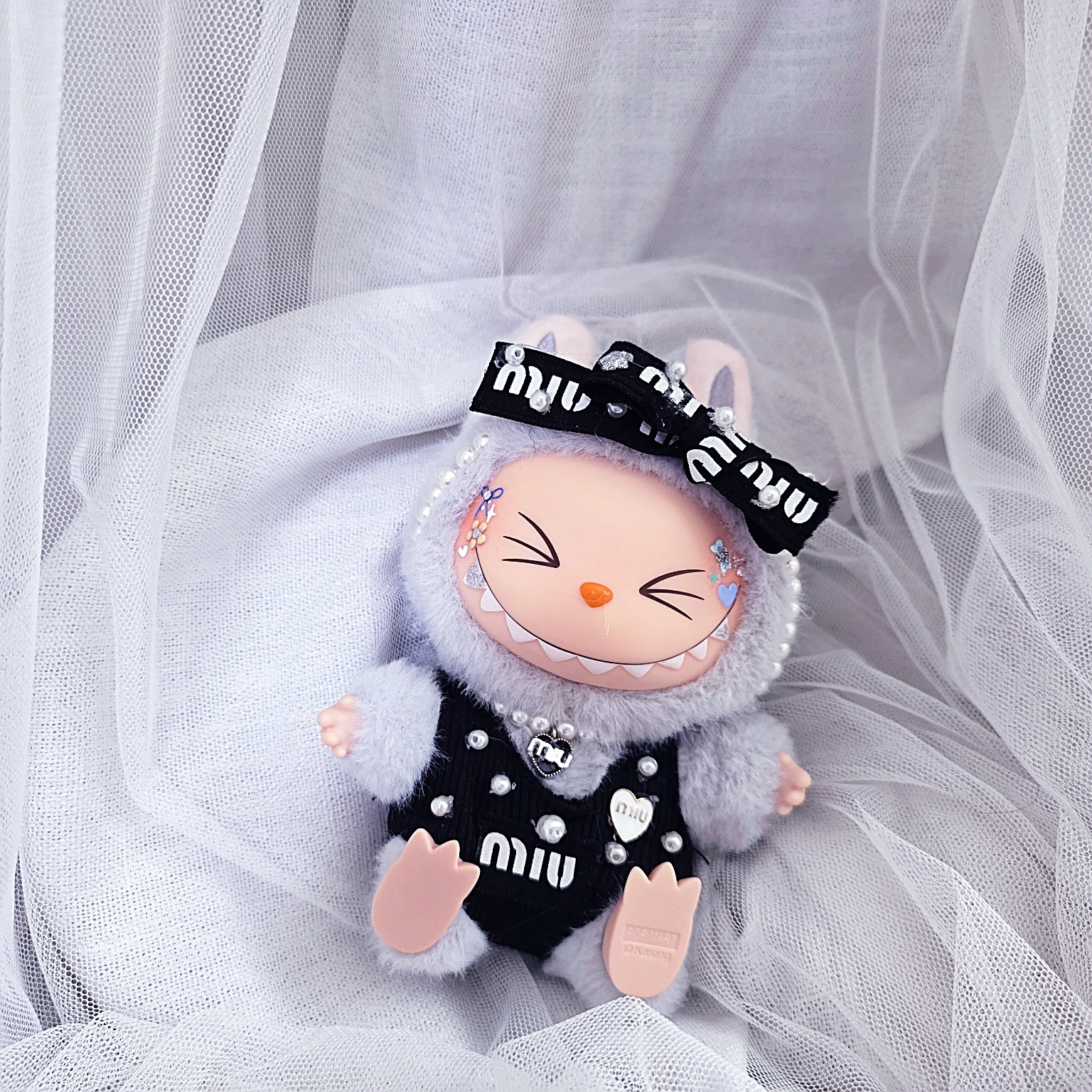 Pop Mart Labubu Let's Play Together Doll Series Hehe Keyring (Opened Case) 착용 스타일 - 1