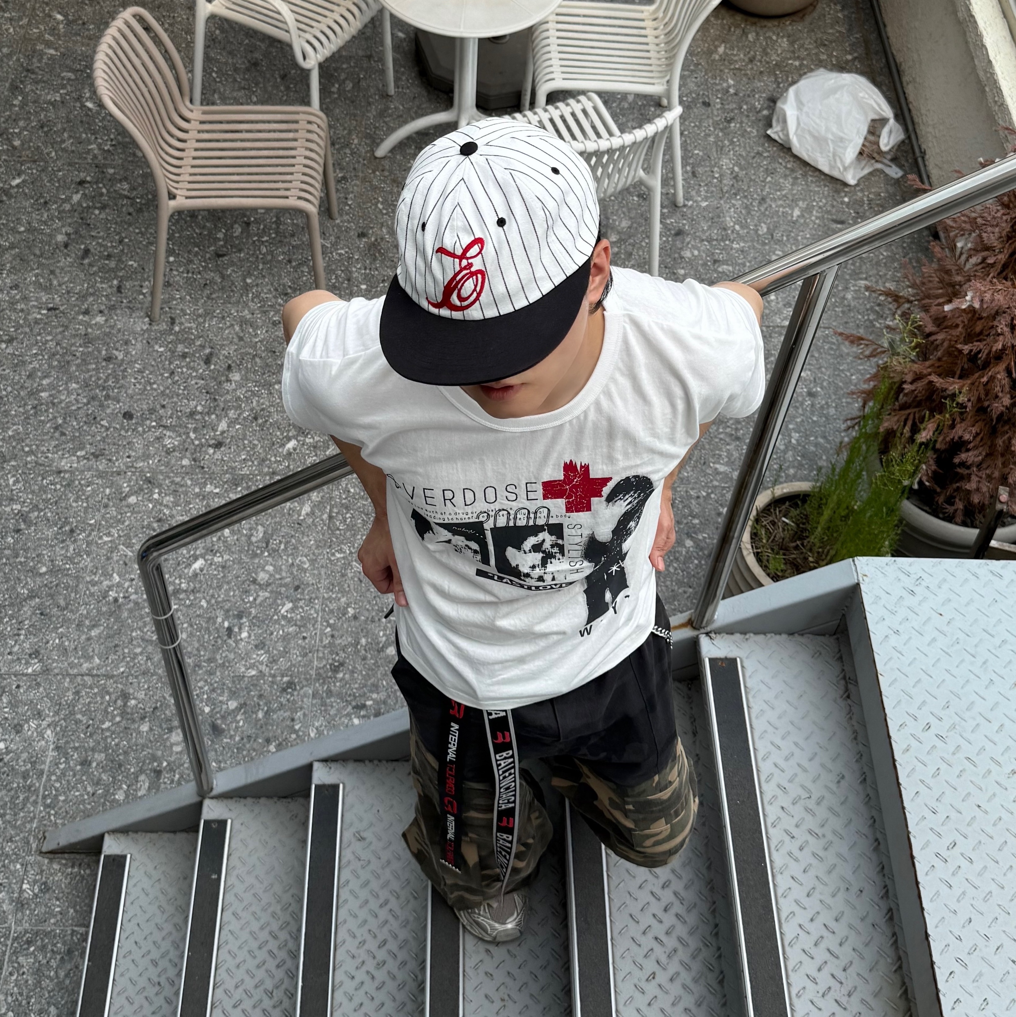 ersco Stripe Wave Logo Cap Black, Balenciaga 3XL Sneakers Light Beige 착용 스타일