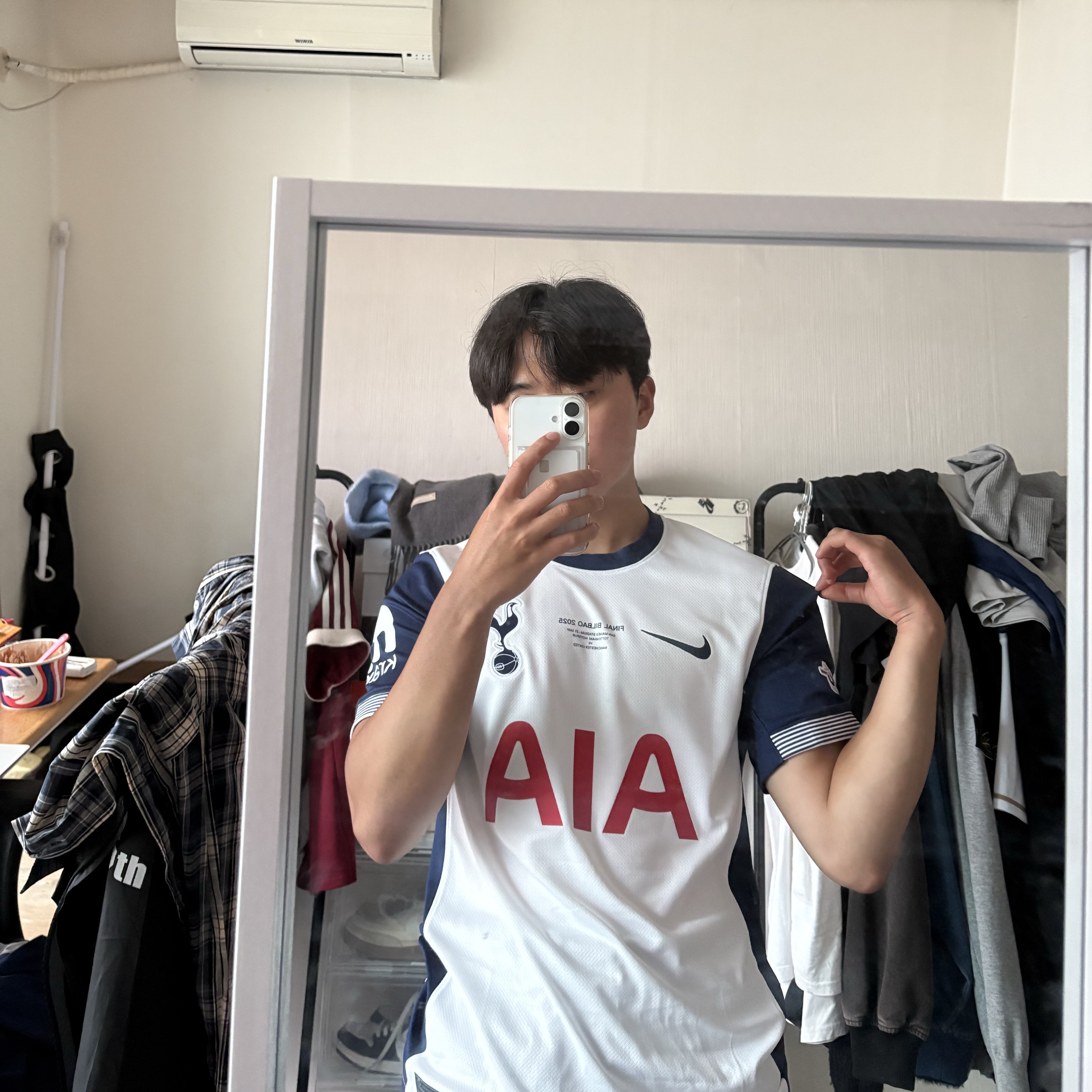 Nike Tottenham Hotspur 2024/25 Dri-Fit Stadium Home Jersey White (Non Marking Ver.) 착용 스타일
