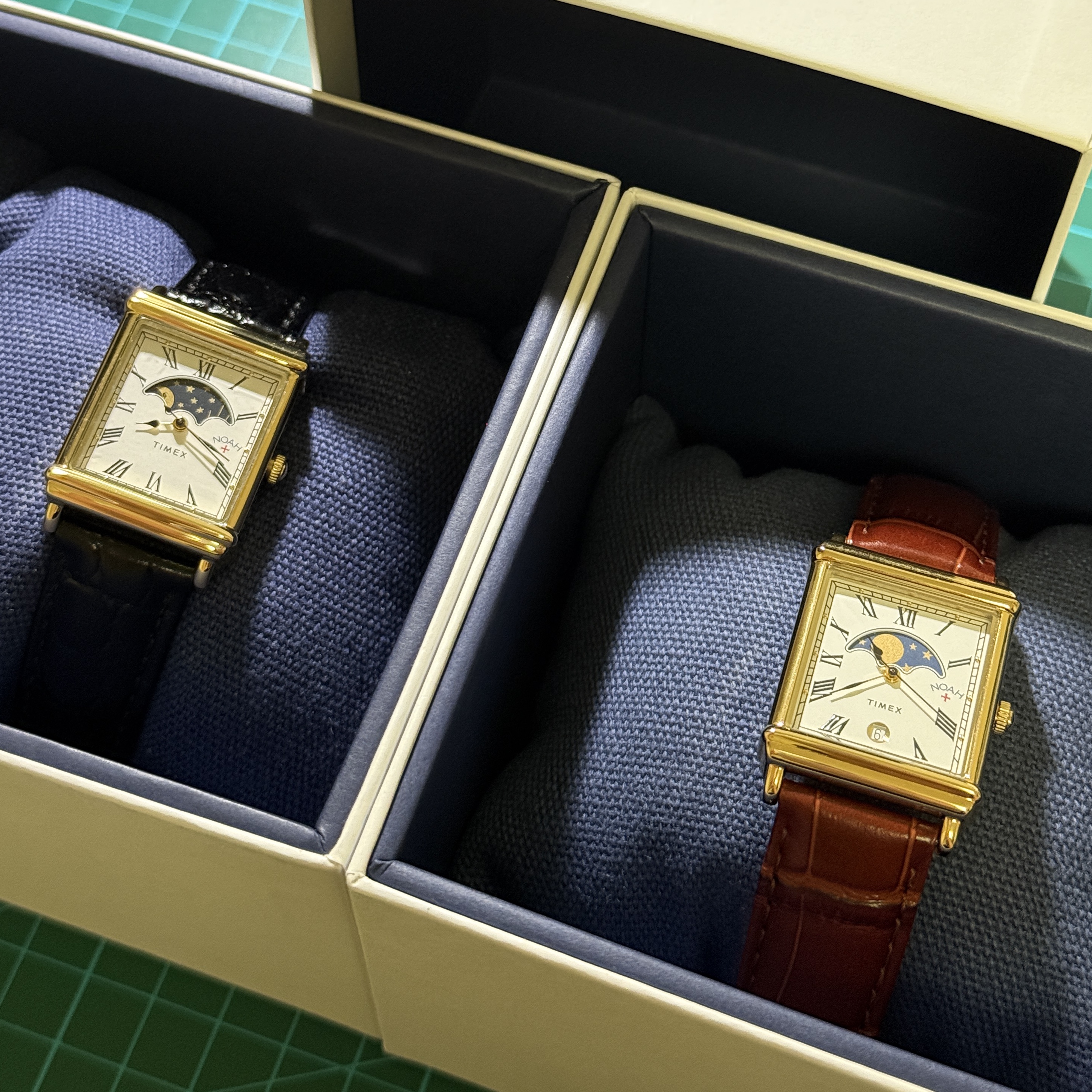 Timex x Noah Moon Phase Watch Brown Gold, Timex x Noah Sun and Moon Watch Black Gold 착용 스타일