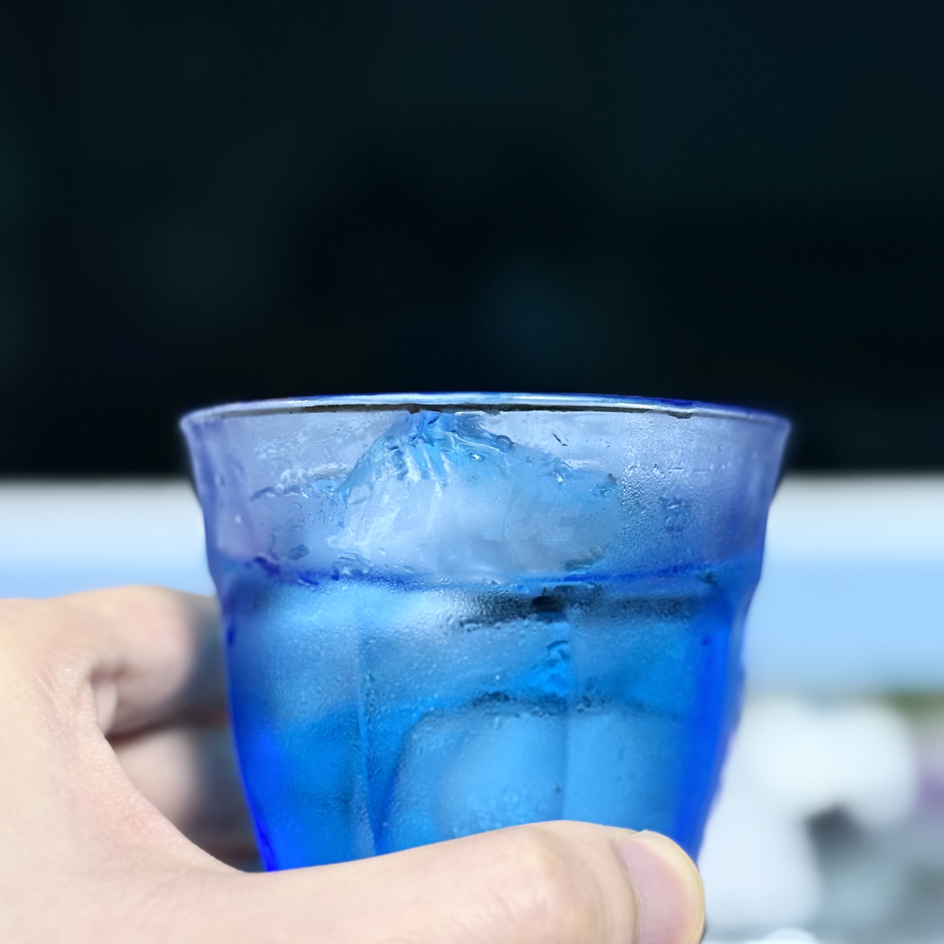 Palace Tri Ferg Ice Cube Tray Purple - 25FW, Palace Duralex Picardie Tumblers Marine (Set of 4) - 24SS 착용 스타일 - 3