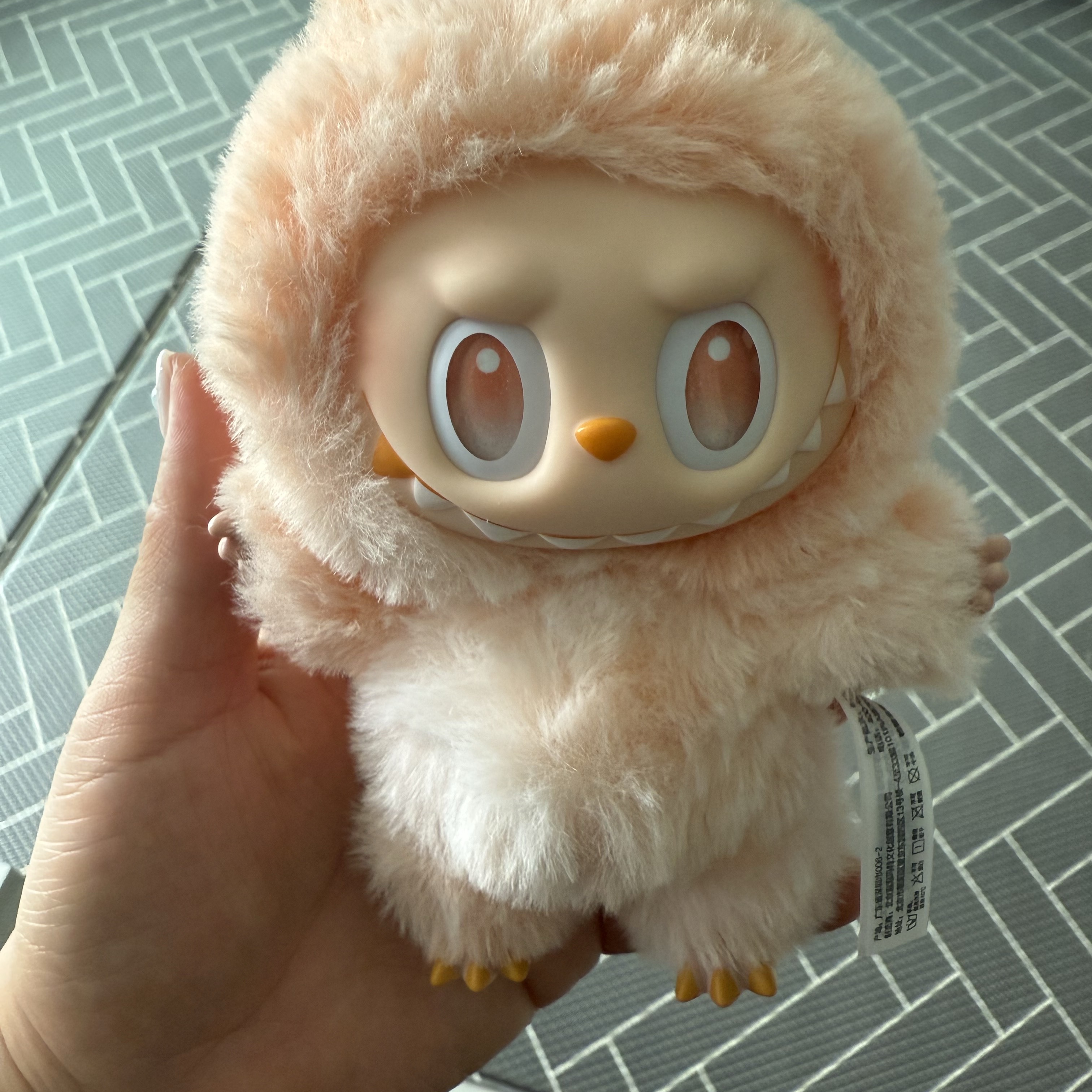 Pop Mart Labubu The Monsters Highlight Series Happiness Keyring (Opened Case) 착용 스타일