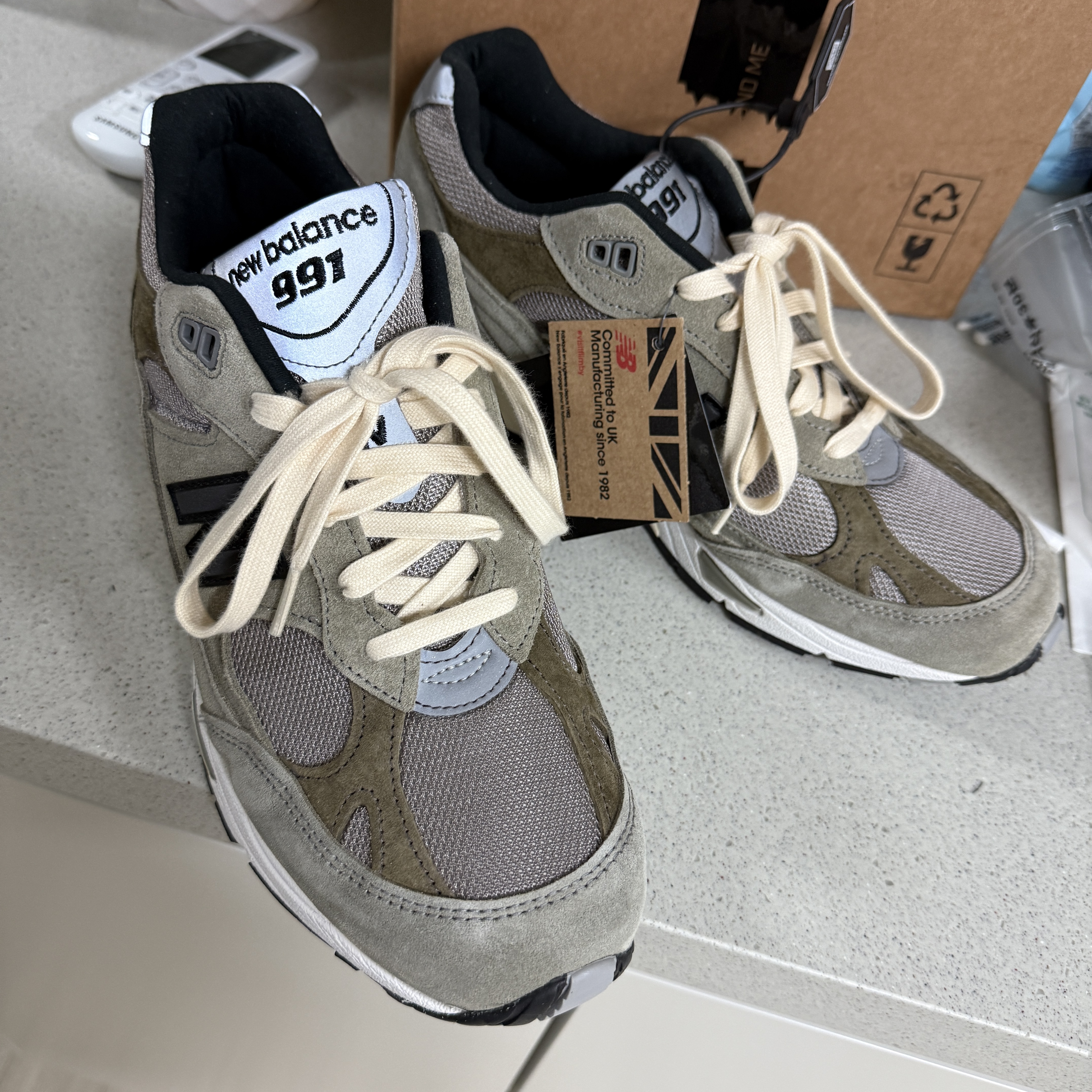 New Balance x JJJJound 991 Made in UK Grey 착용 스타일