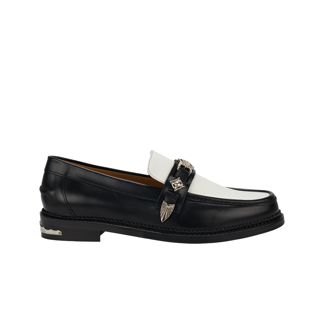 토가 비릴리스 AJ826 하드 레더 블랙 화이트 - 25FW(Toga Virilis AJ826 Hard Leather Black White - 25FW)