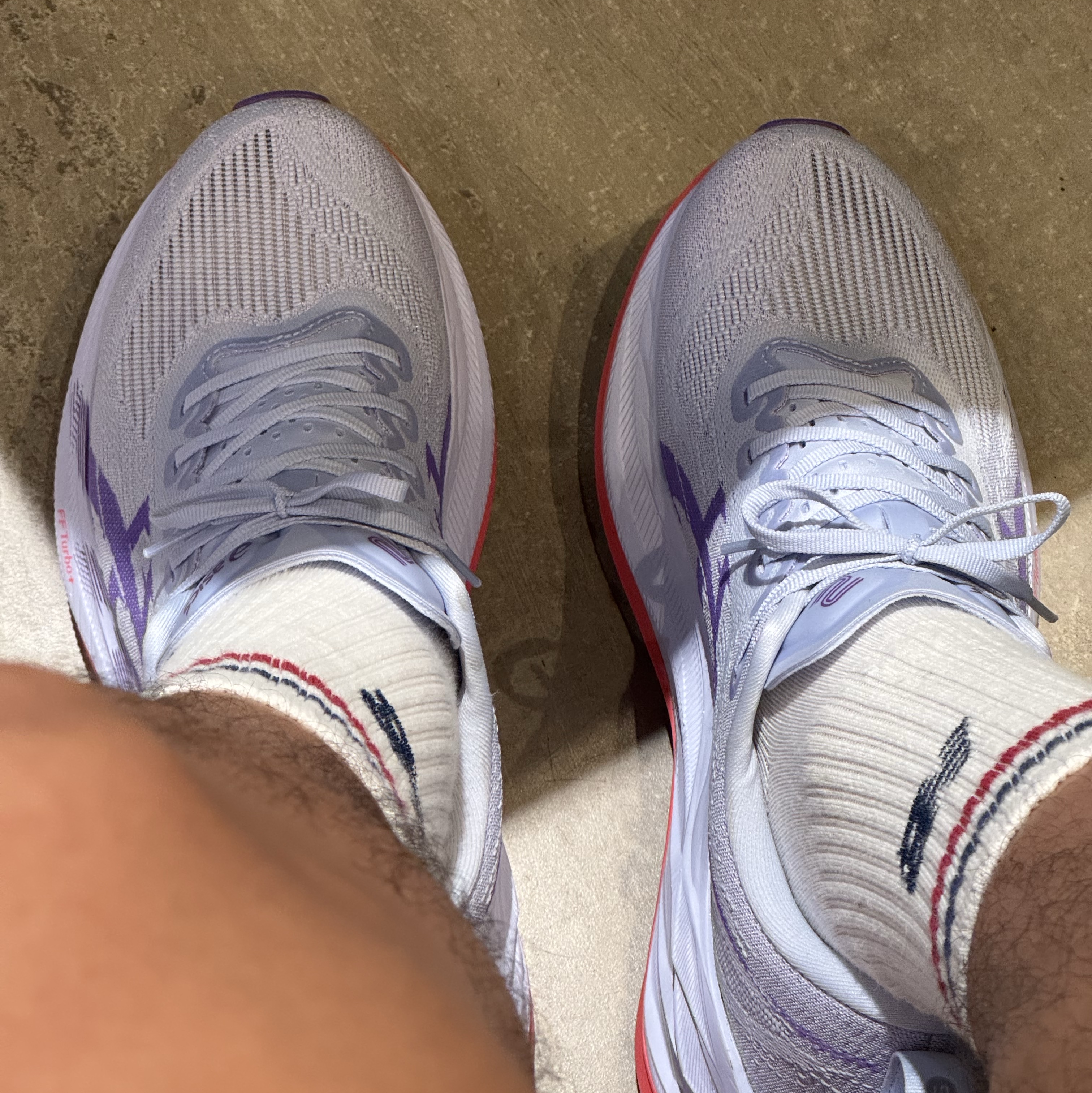 Asics Superblast 2 Blue Fade Edo Purple 착용 스타일