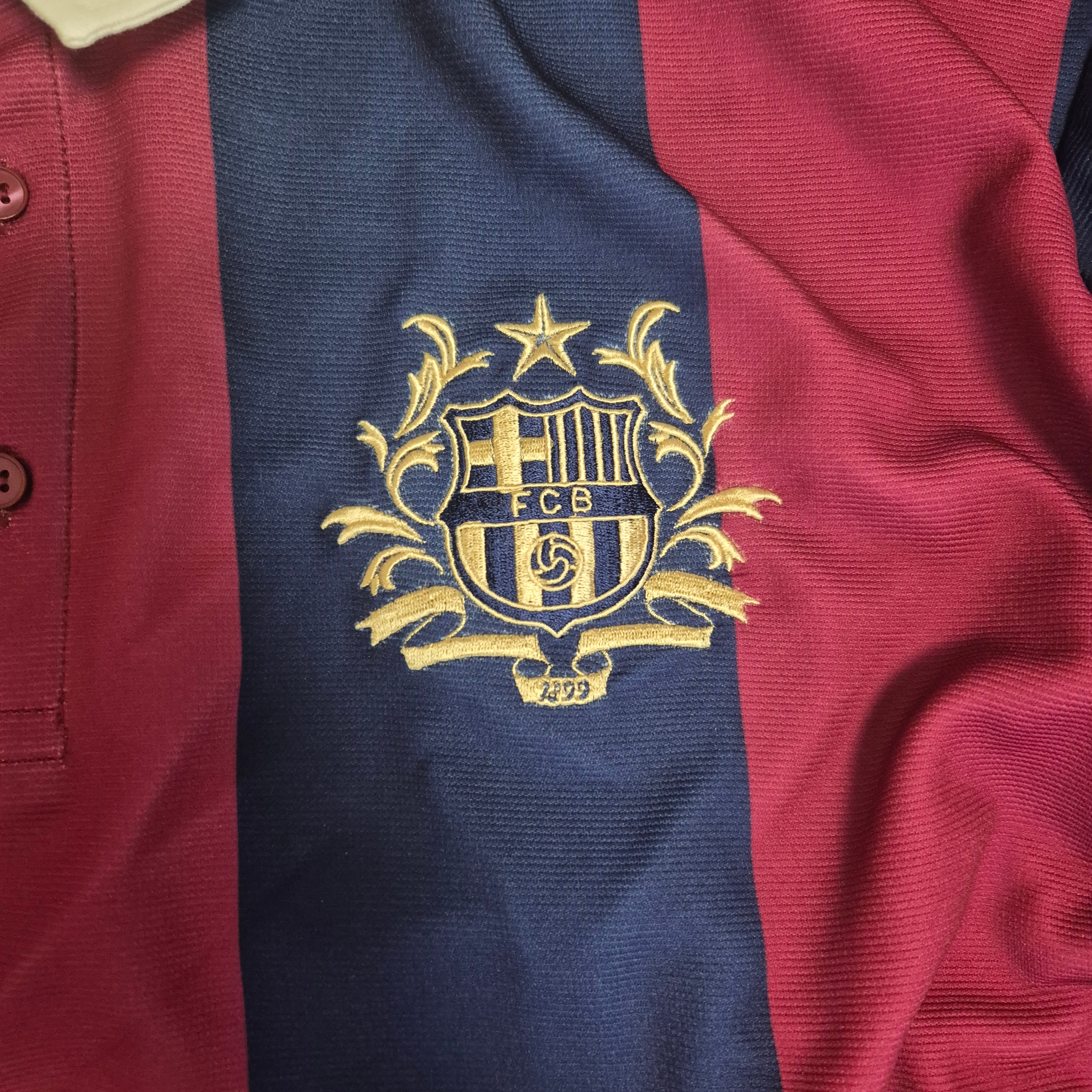FC Barcelona Stripe Polo Shirt Red 착용 스타일 - 2