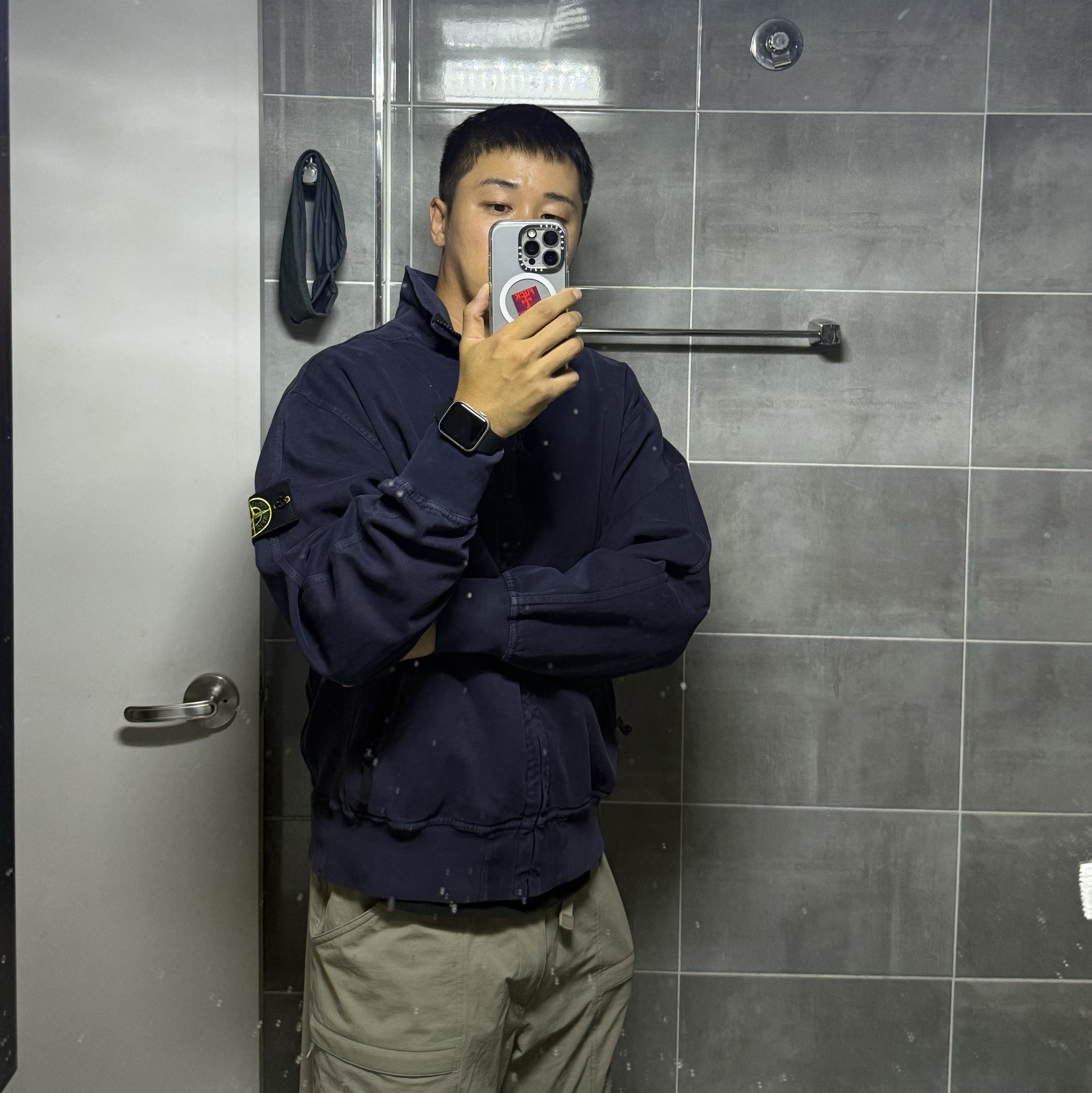 Stone Island 6100056 Organic Panama Cotton Old Effect Oversized Fit Track Jacket with Zip Pockets Ink Blue - 25FW 착용 스타일