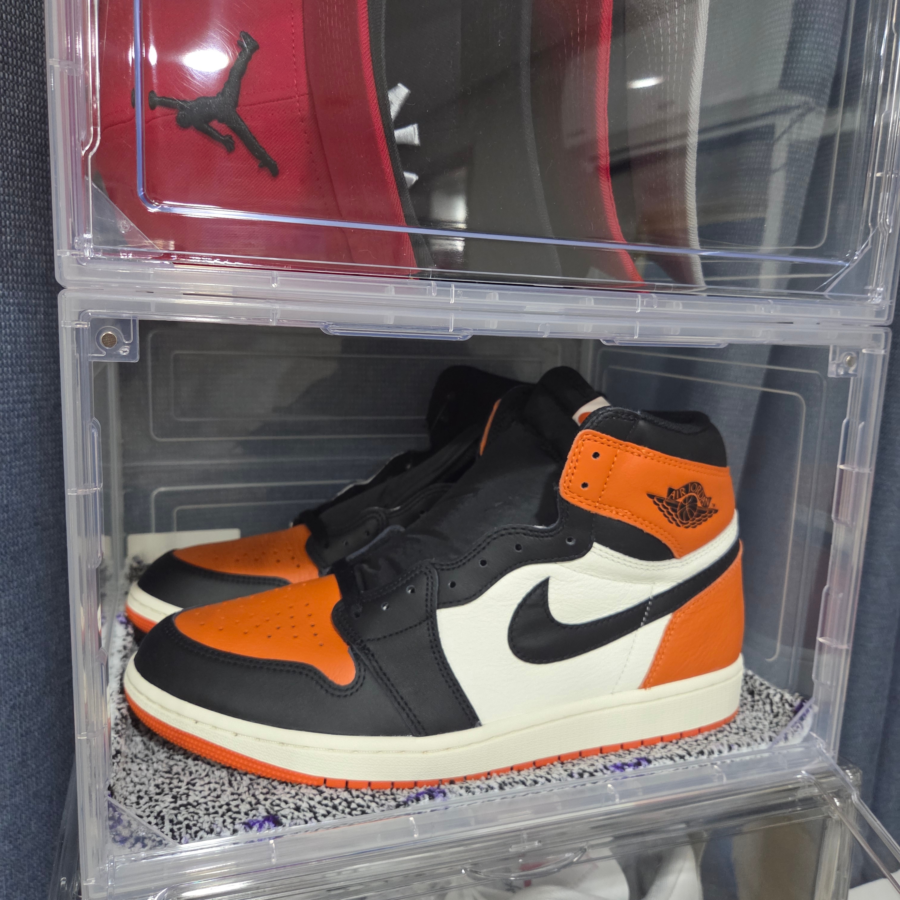 Jordan 1 Retro High OG Shattered Backboard 착용 스타일