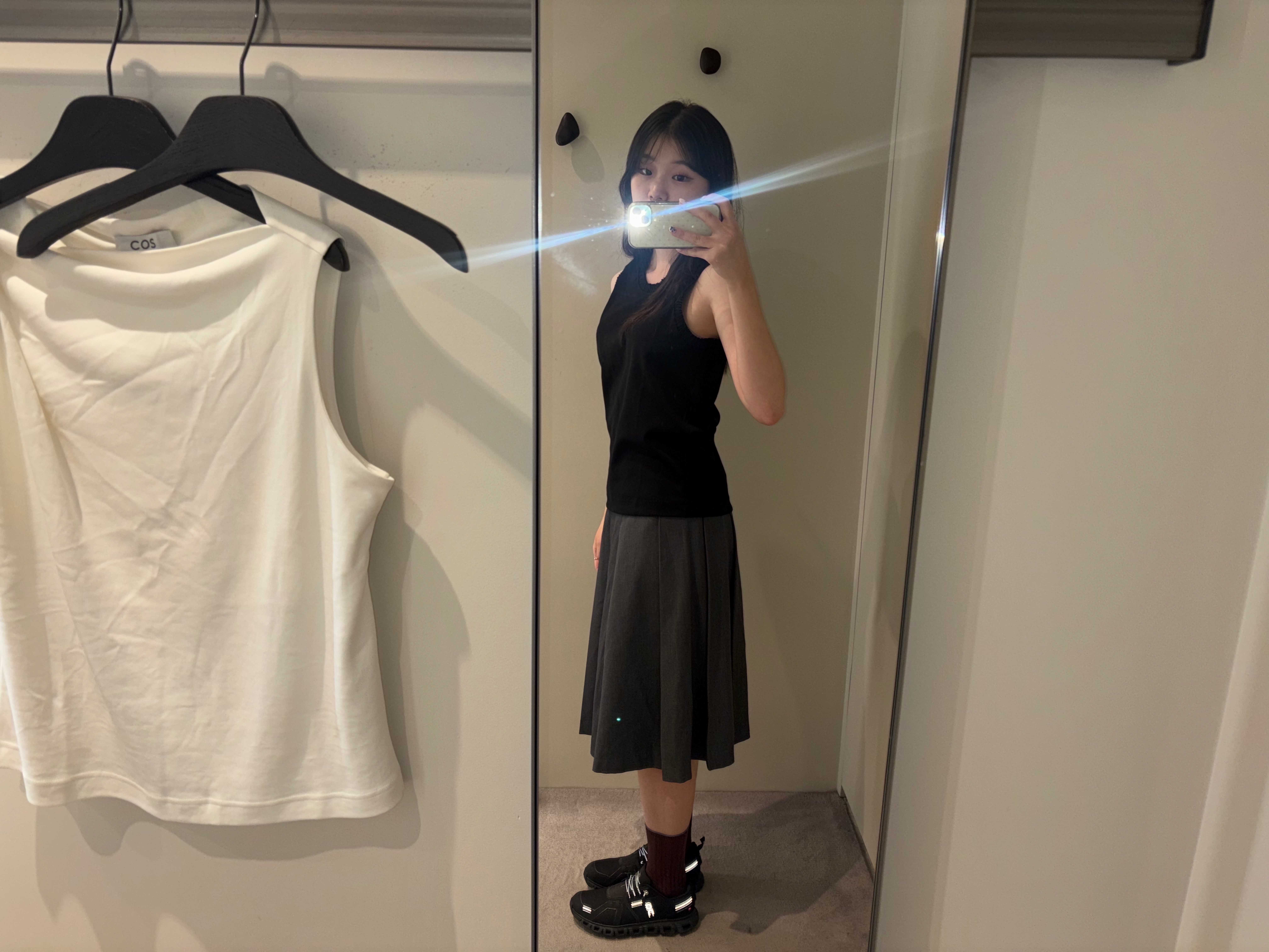 (W) On Running Cloud 6 Black, On Running Cloud 6 Black 착용 스타일 - 1