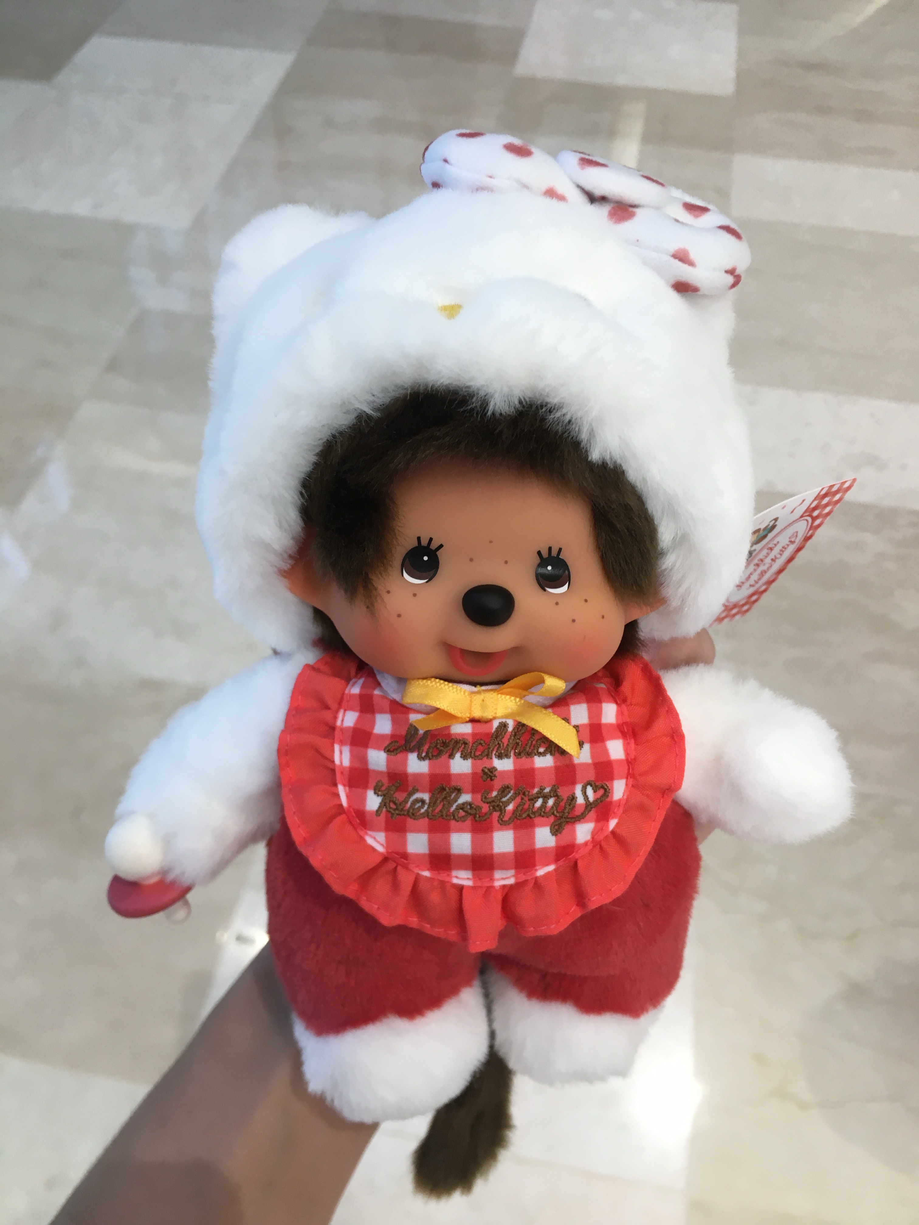 Monchhichi x Hello Kitty Gingham Check S Doll 착용 스타일