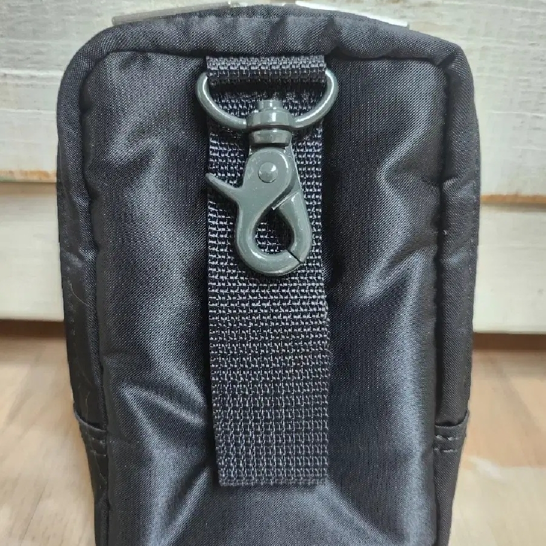 Porter Tanker Pouch Black, Porter All New Tanker Sling Bag Zip L Black 착용 스타일 - 5