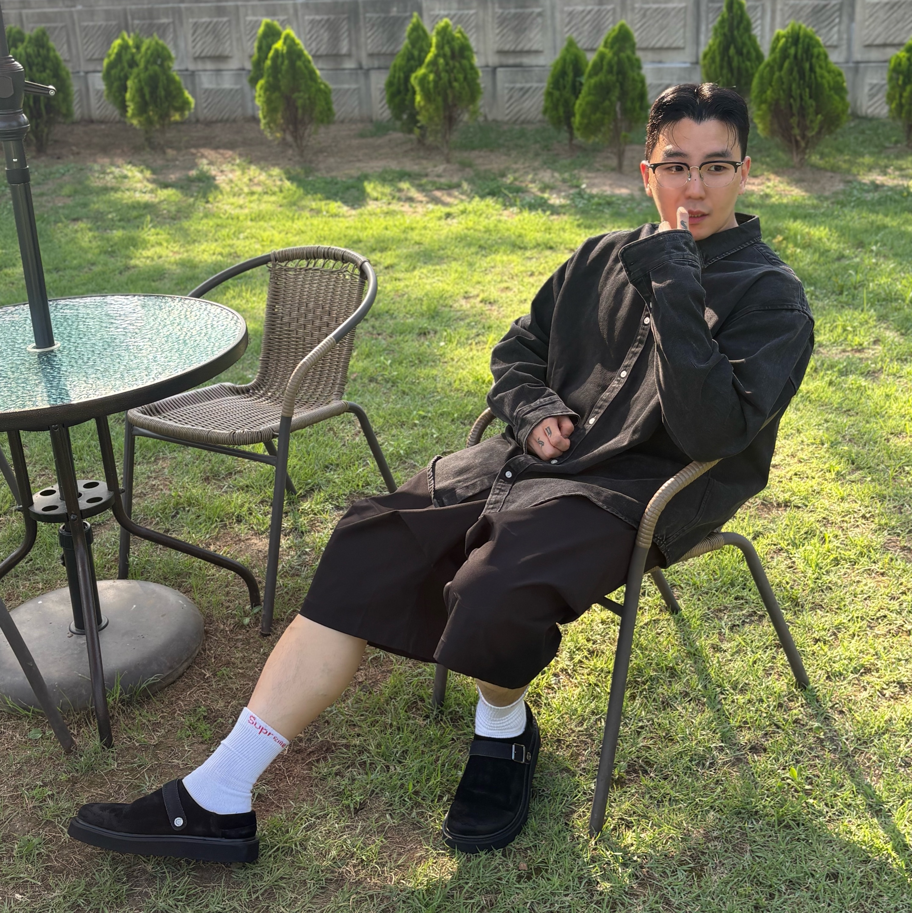 Nonnod Alpine Carpenter Shorts Black, Supreme Hanes Crew Socks White (4 Pack) 착용 스타일 - 6